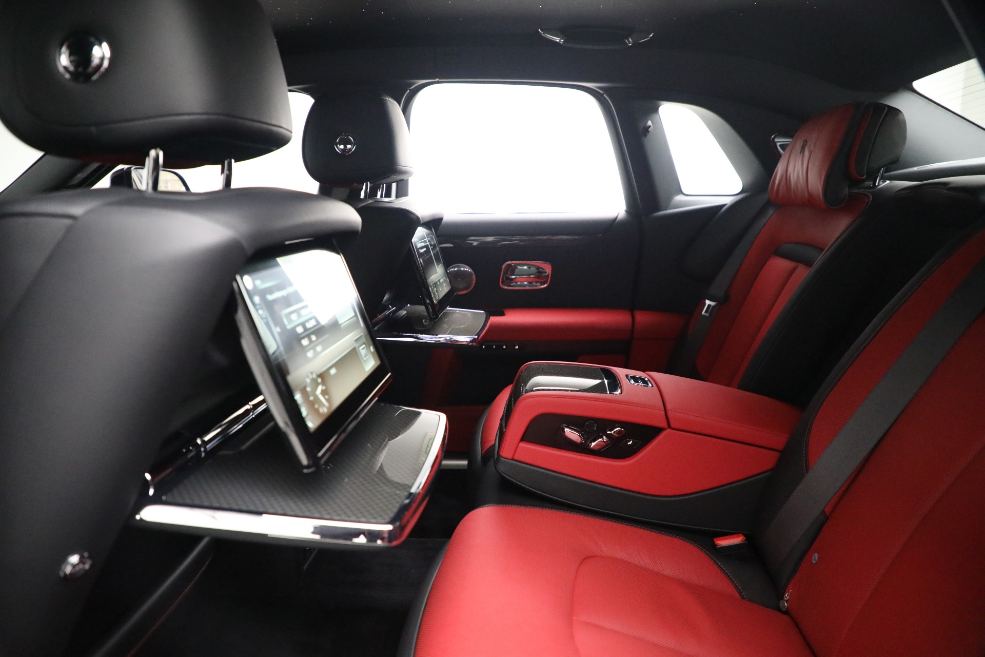 Used-2022-Rolls-Royce-Black-Badge-Ghost