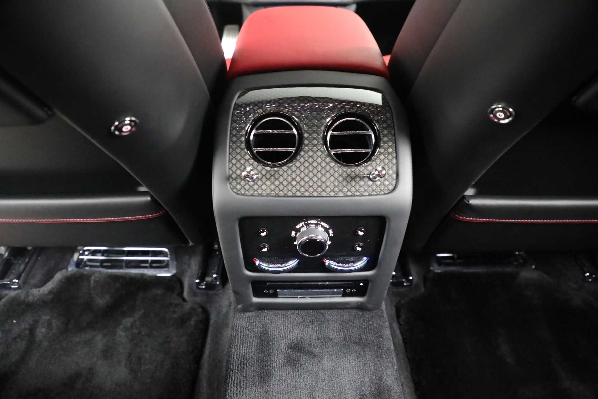 Used-2022-Rolls-Royce-Black-Badge-Ghost