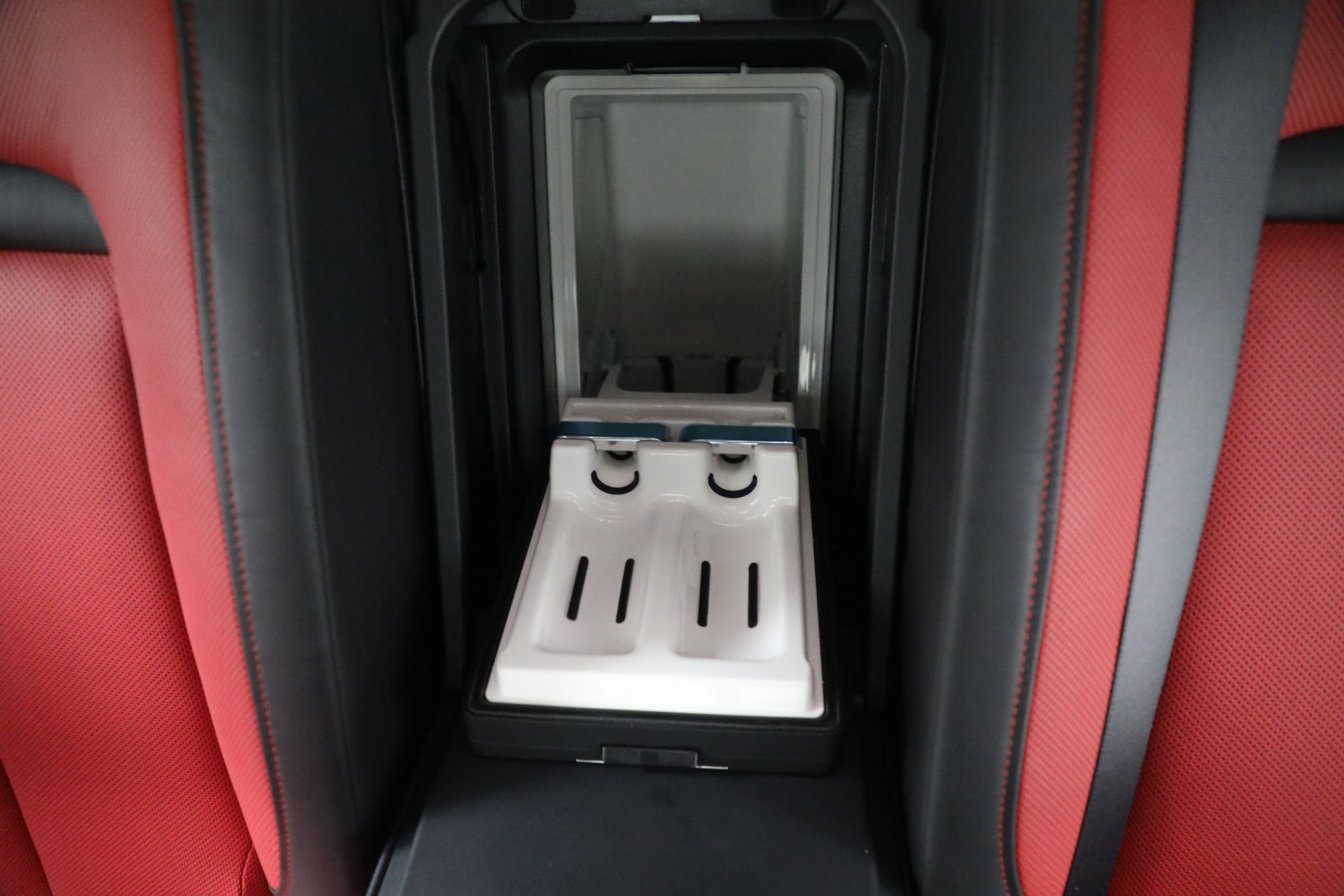 Used-2022-Rolls-Royce-Black-Badge-Ghost