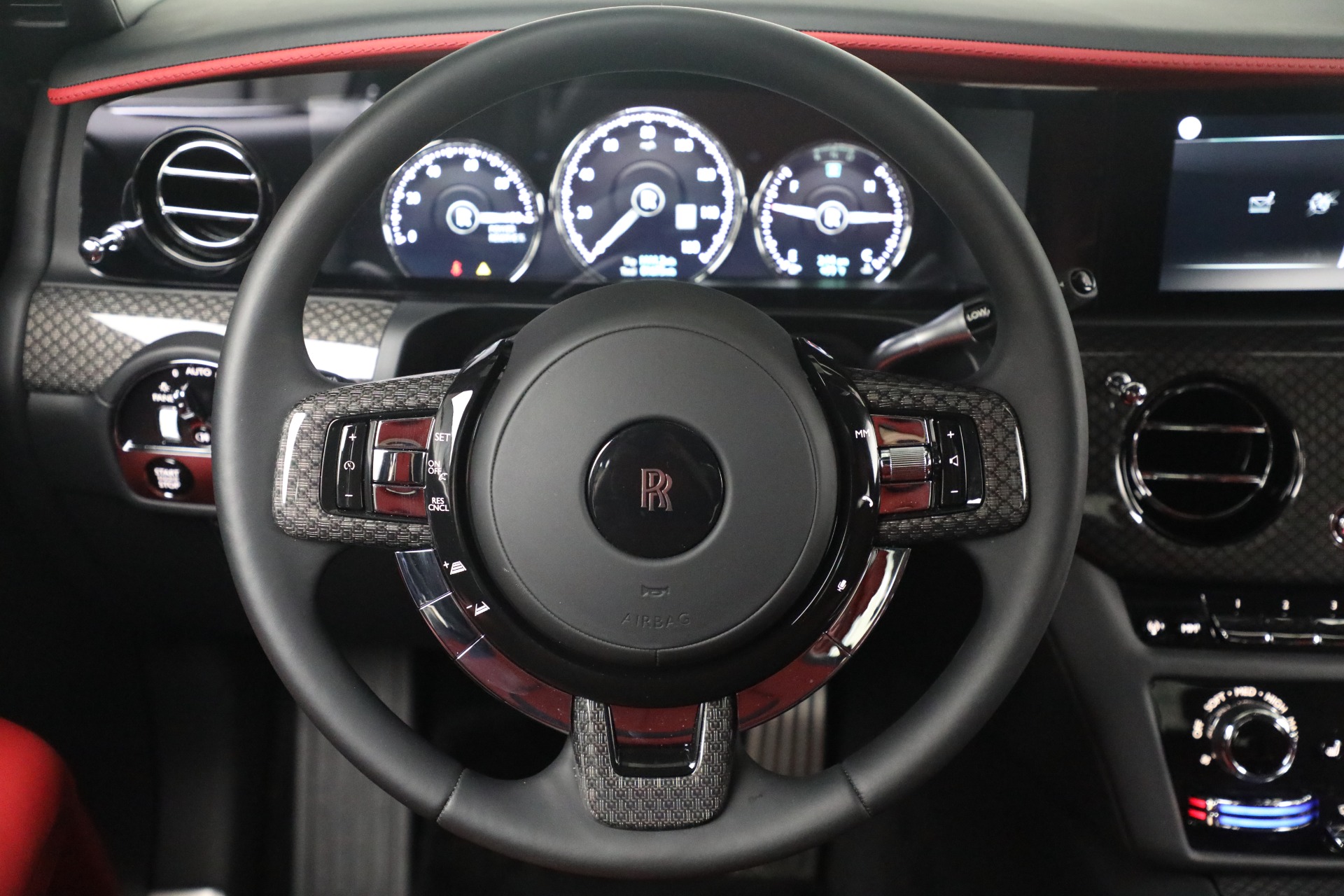 Used-2022-Rolls-Royce-Black-Badge-Ghost