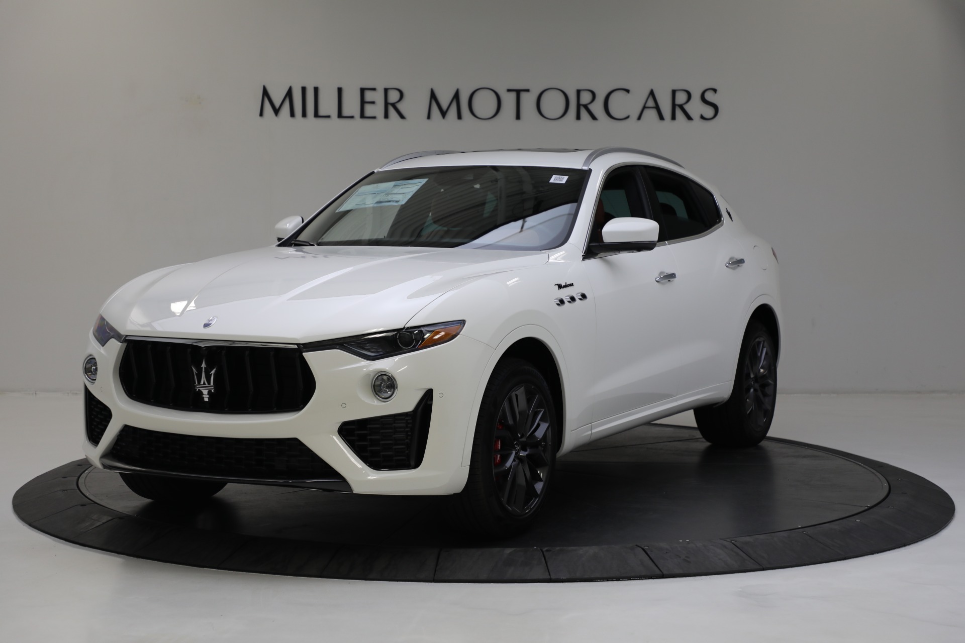 New-2022-Maserati-Levante-Modena