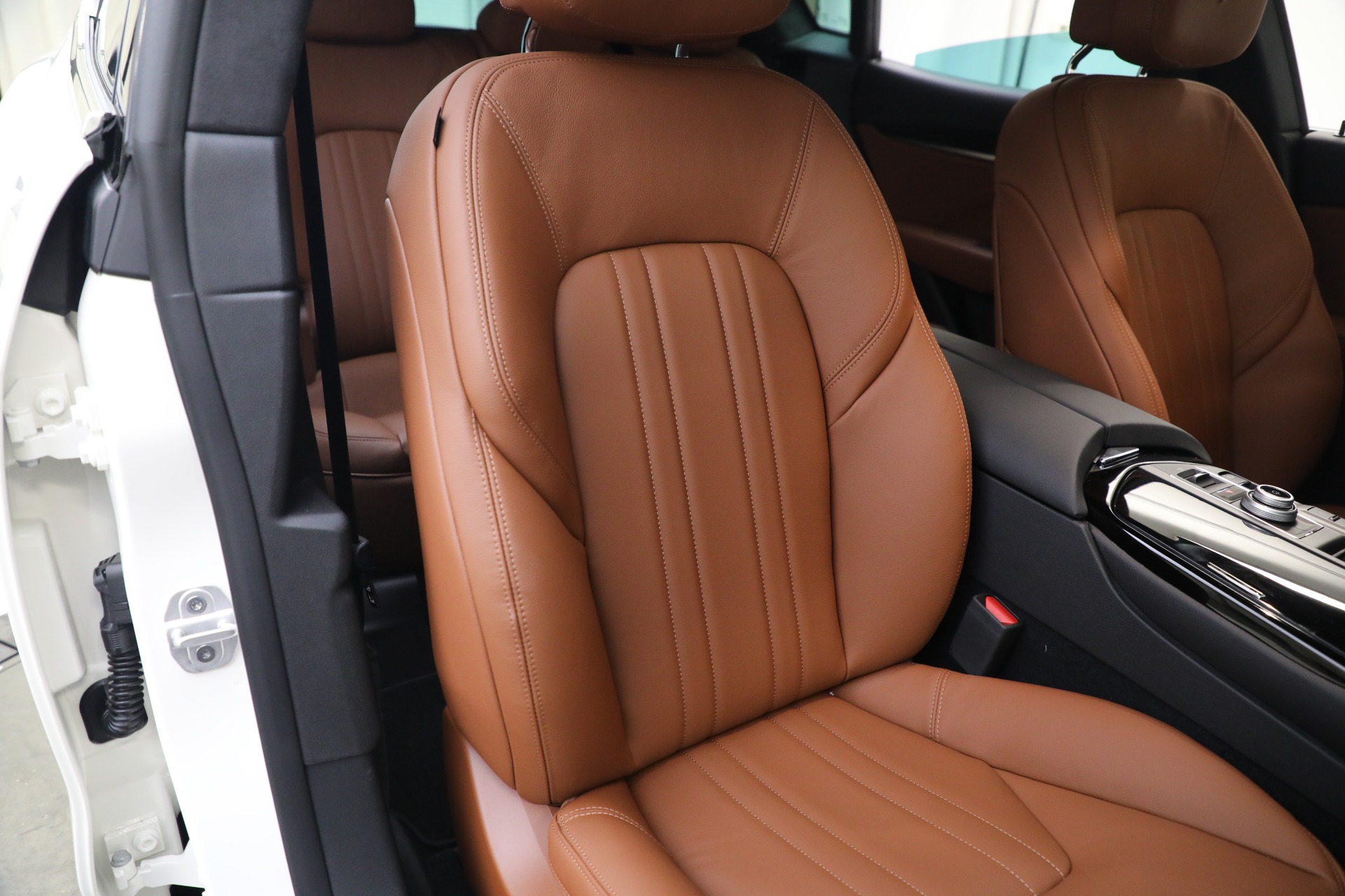 New-2022-Maserati-Levante-Modena