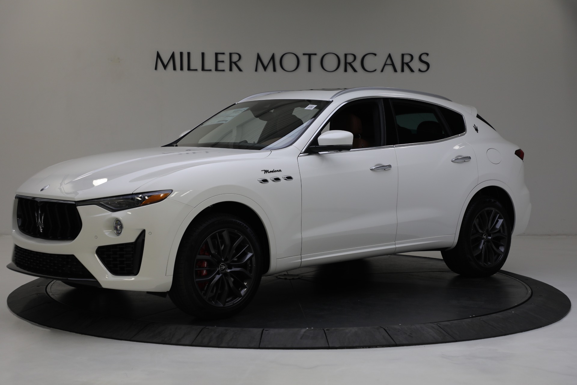 New-2022-Maserati-Levante-Modena