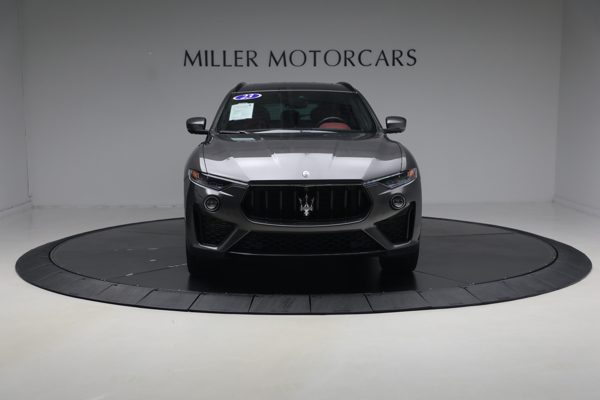 Used-2023-Maserati-Levante-Modena