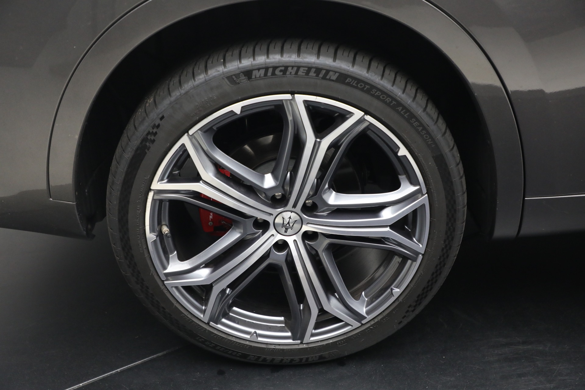 Used-2023-Maserati-Levante-Modena