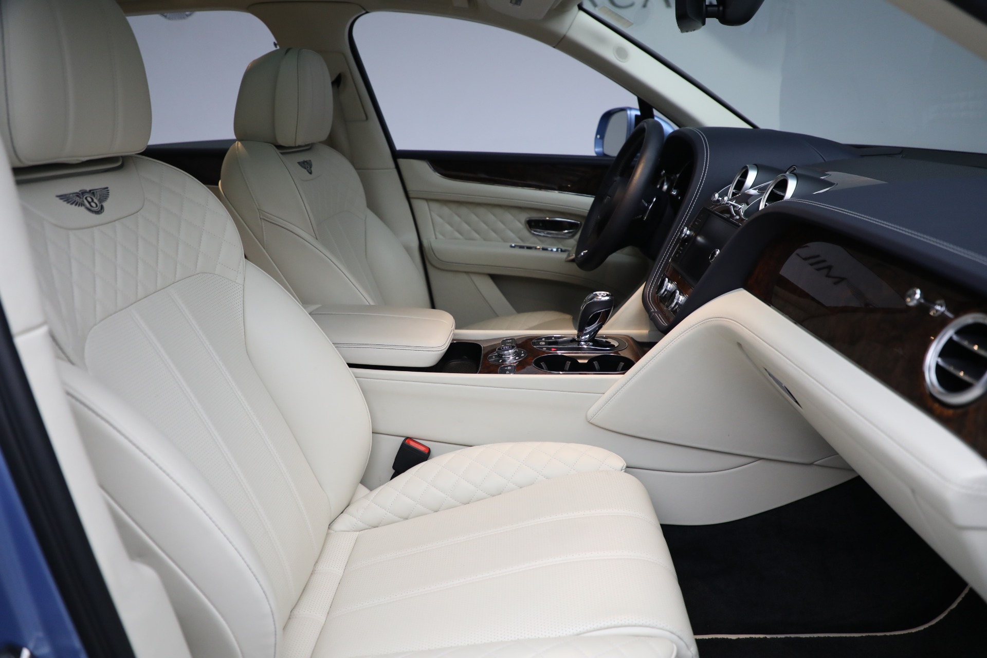 Used-2018-Bentley-Bentayga-W12-Signature