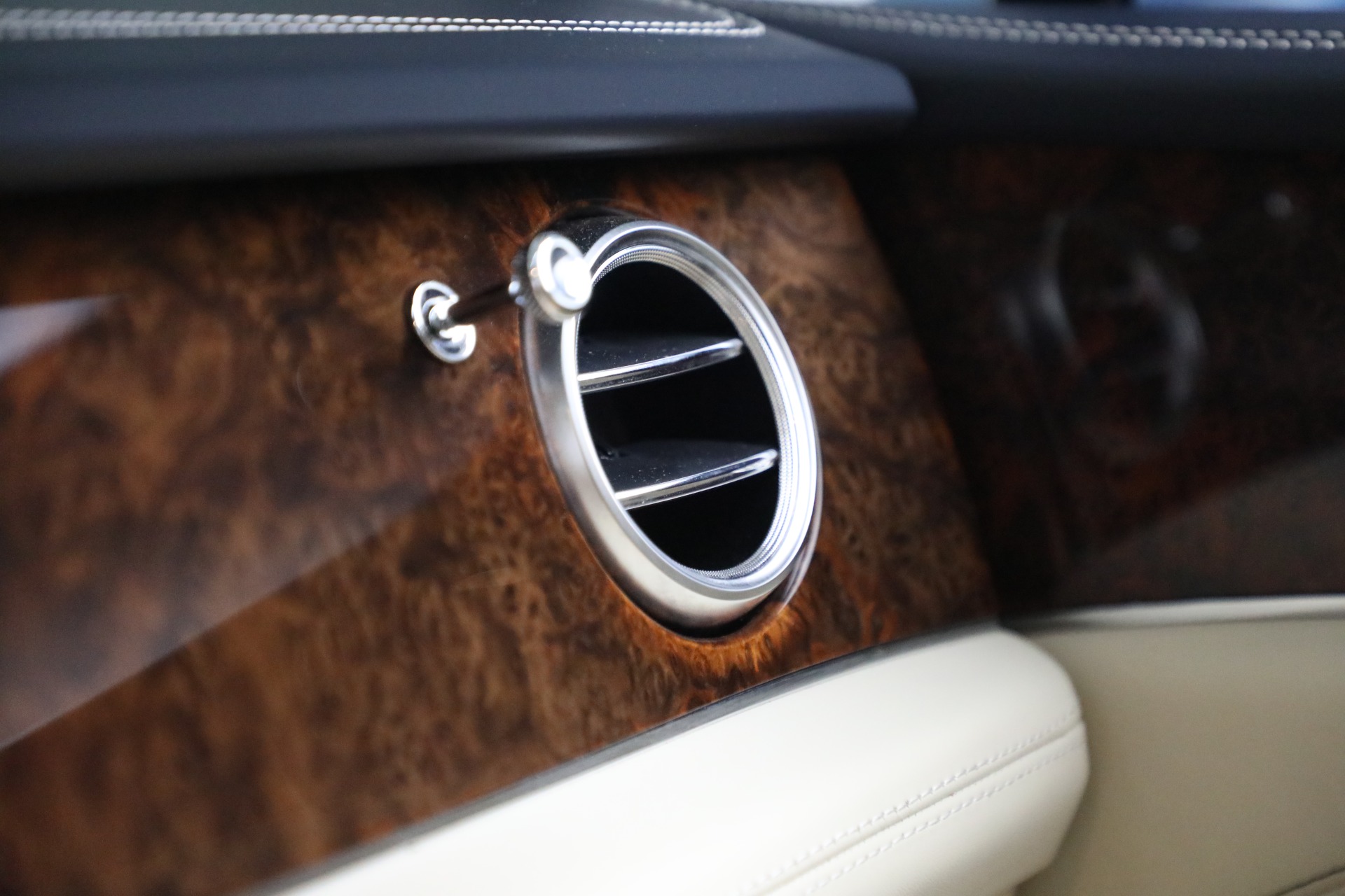 Used-2018-Bentley-Bentayga-W12-Signature