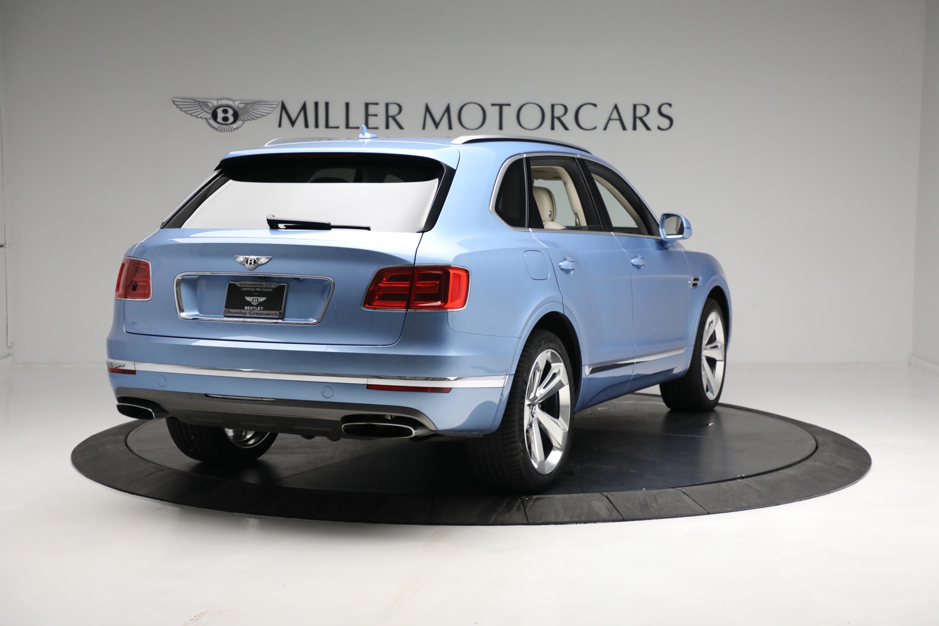 Used-2018-Bentley-Bentayga-W12-Signature