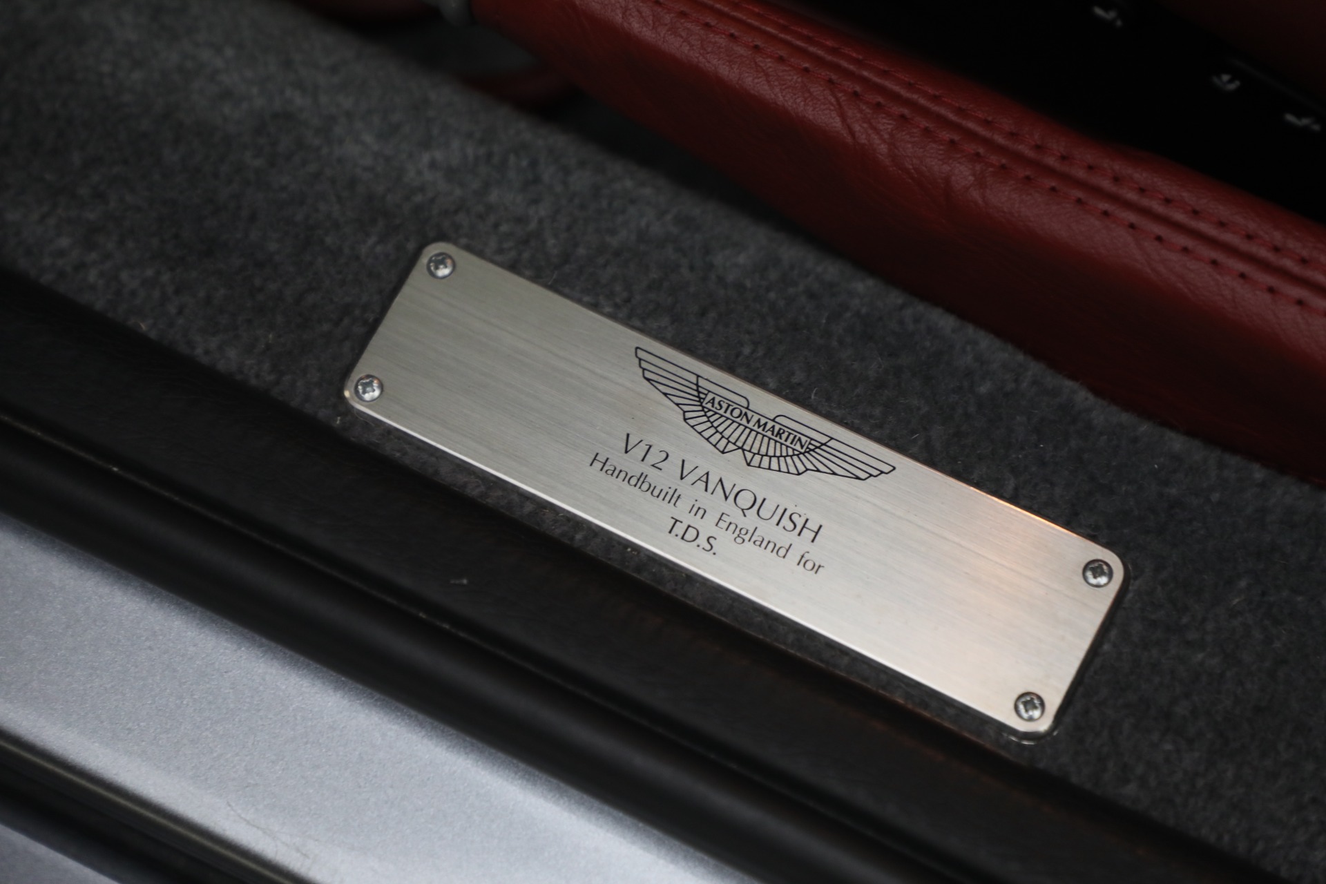 Used-2003-Aston-Martin-V12-Vanquish