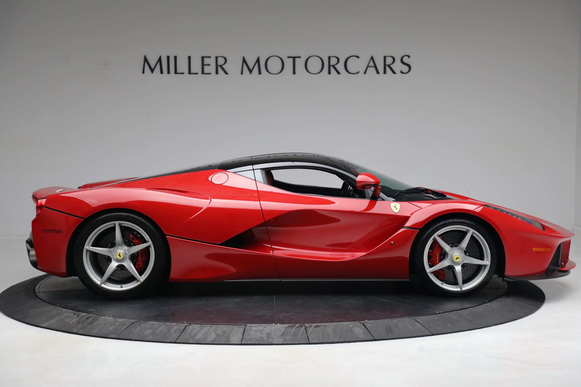 Used-2014-Ferrari-LaFerrari