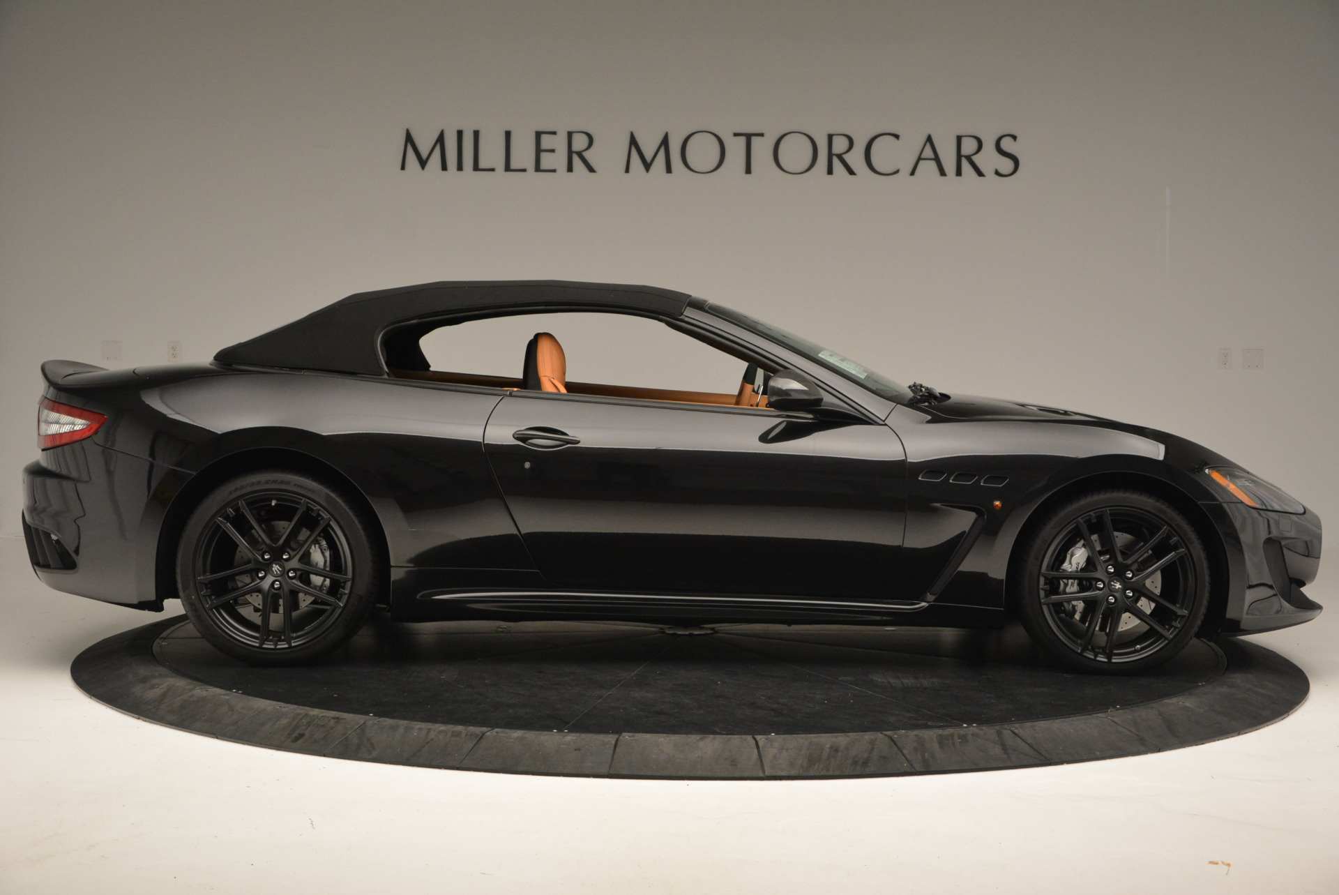 New-2017-Maserati-GranTurismo-MC-CONVERTIBLE