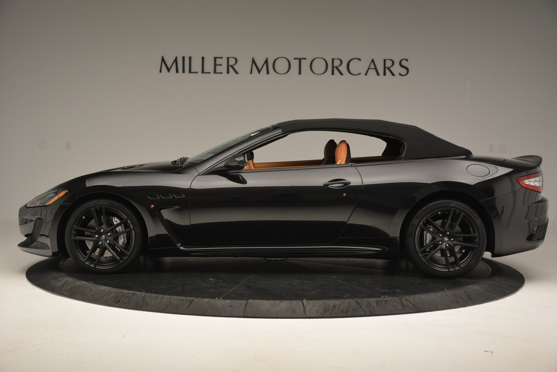 New-2017-Maserati-GranTurismo-MC-CONVERTIBLE