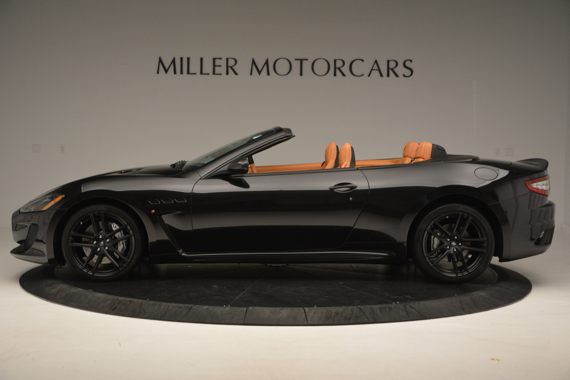 New-2017-Maserati-GranTurismo-MC-CONVERTIBLE