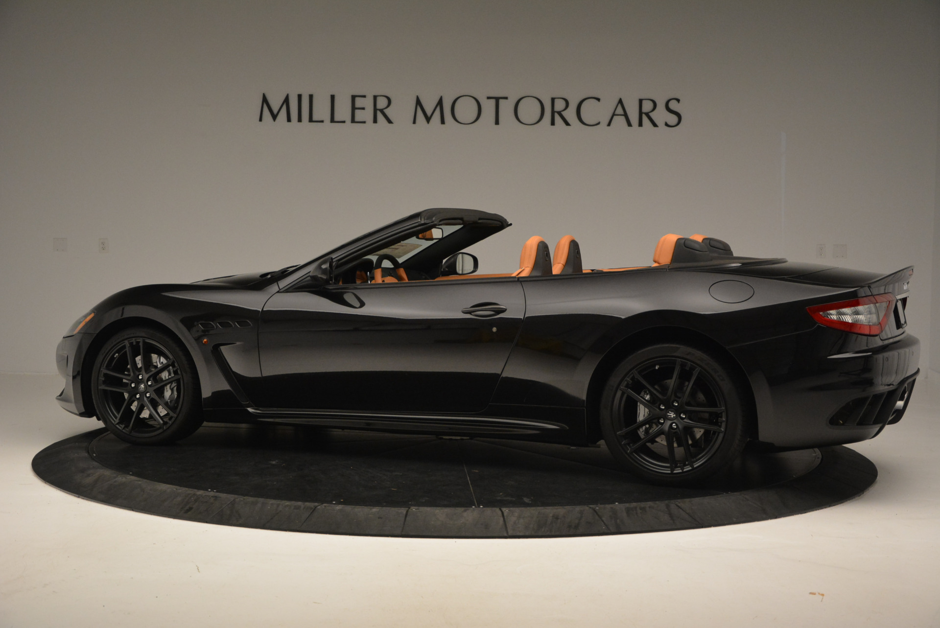 New-2017-Maserati-GranTurismo-MC-CONVERTIBLE