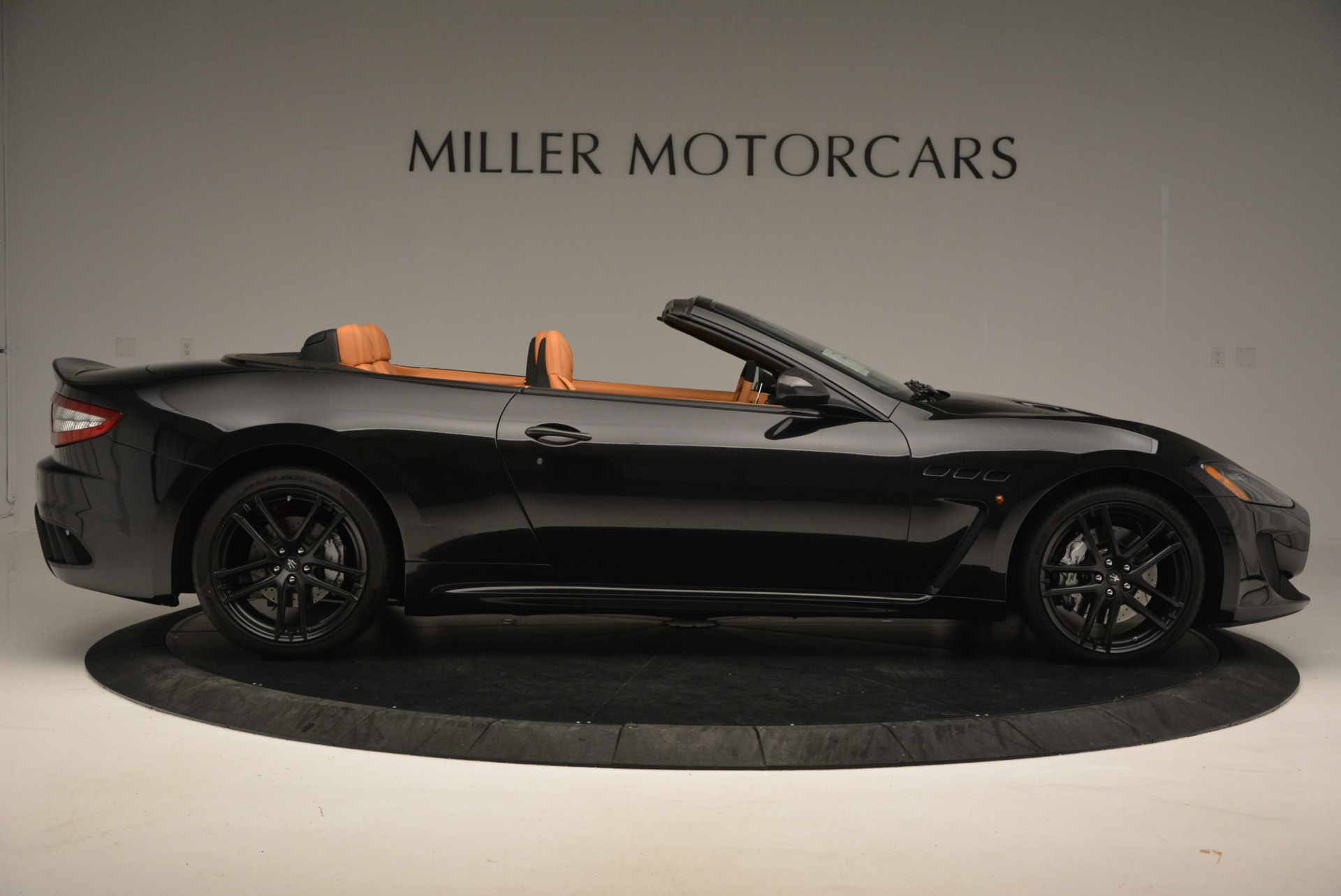 New-2017-Maserati-GranTurismo-MC-CONVERTIBLE