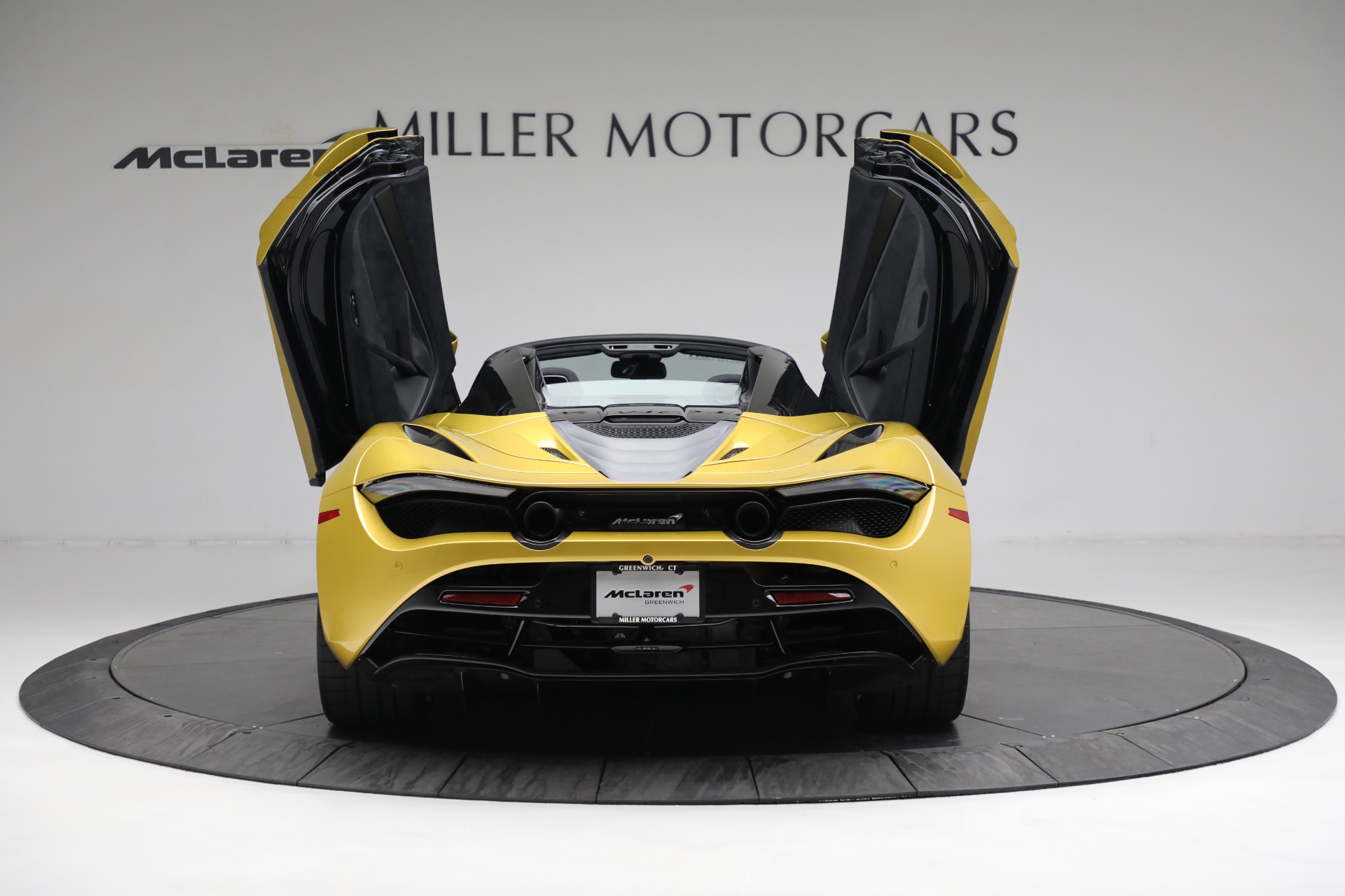 Used-2020-McLaren-720S-Spider