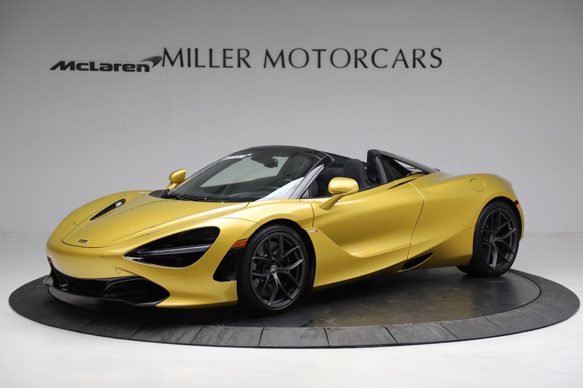 Used-2020-McLaren-720S-Spider