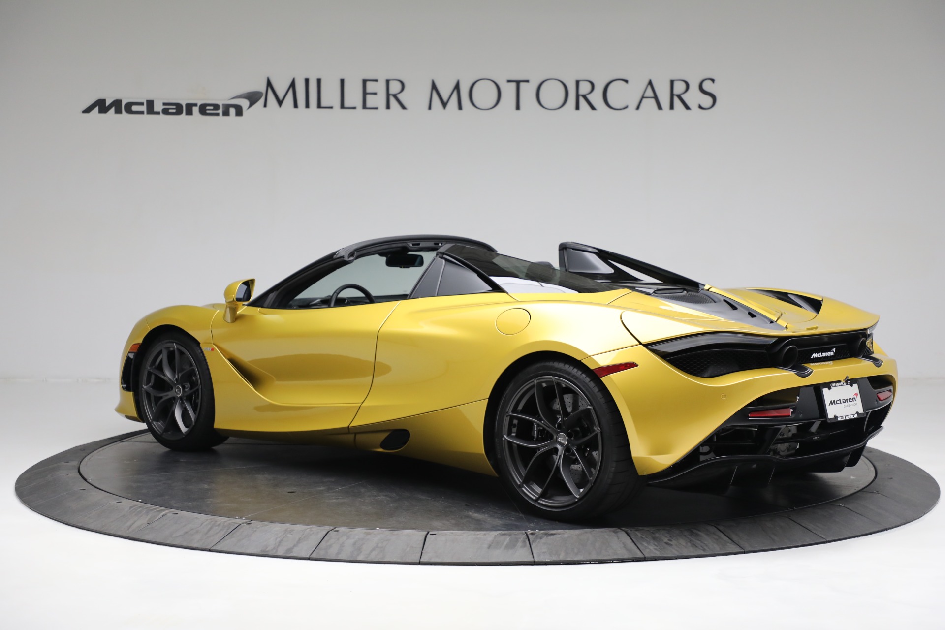Used-2020-McLaren-720S-Spider