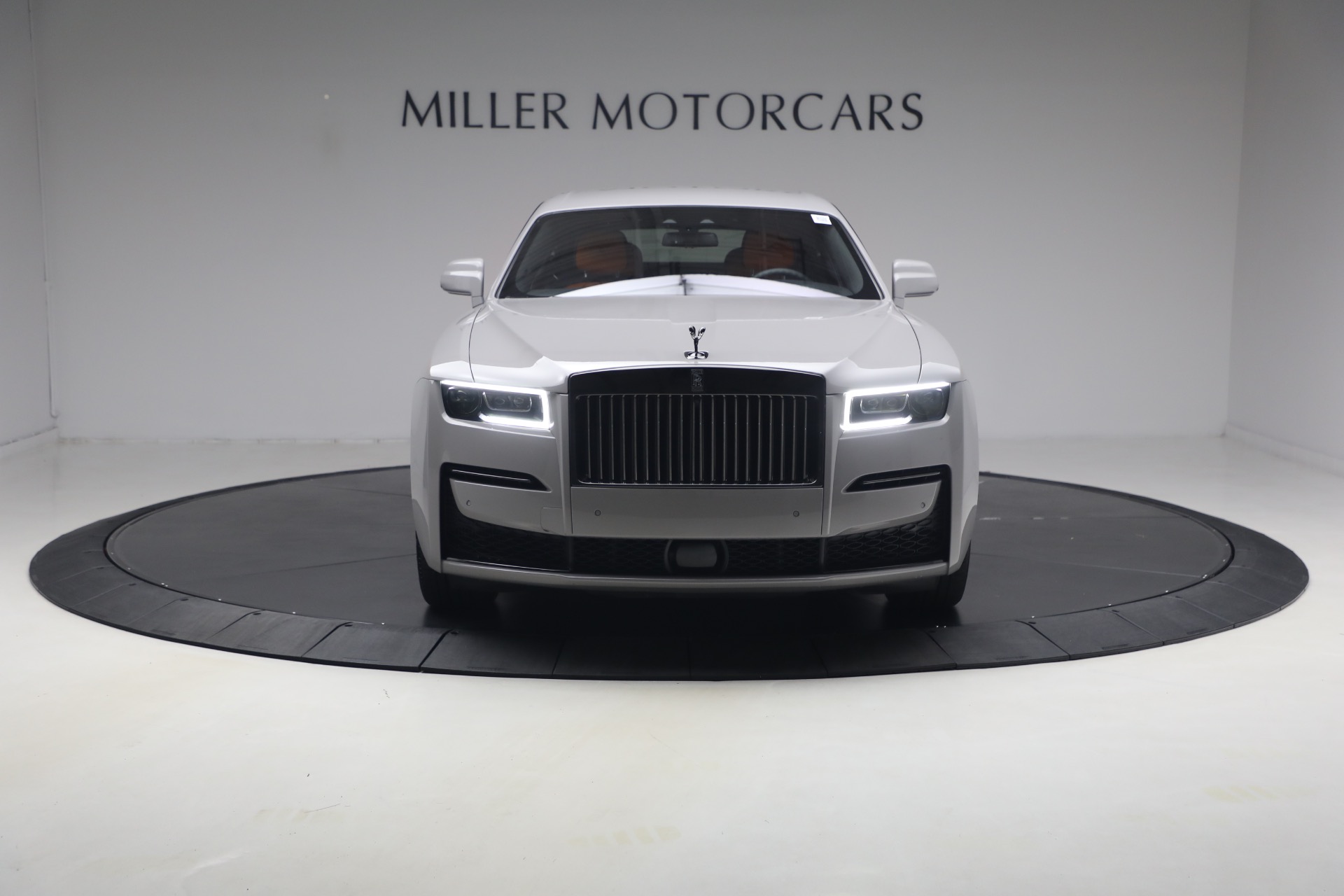 Used-2023-Rolls-Royce-Black-Badge-Ghost