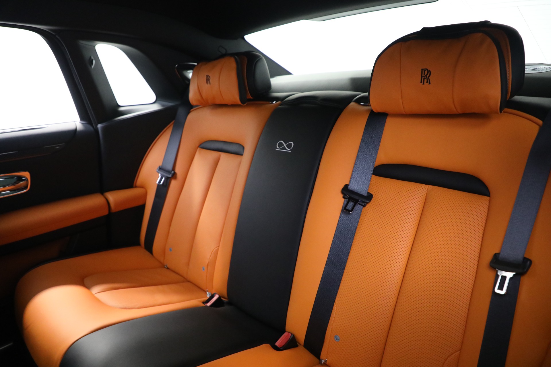 New-2023-Rolls-Royce-Black-Badge-Ghost