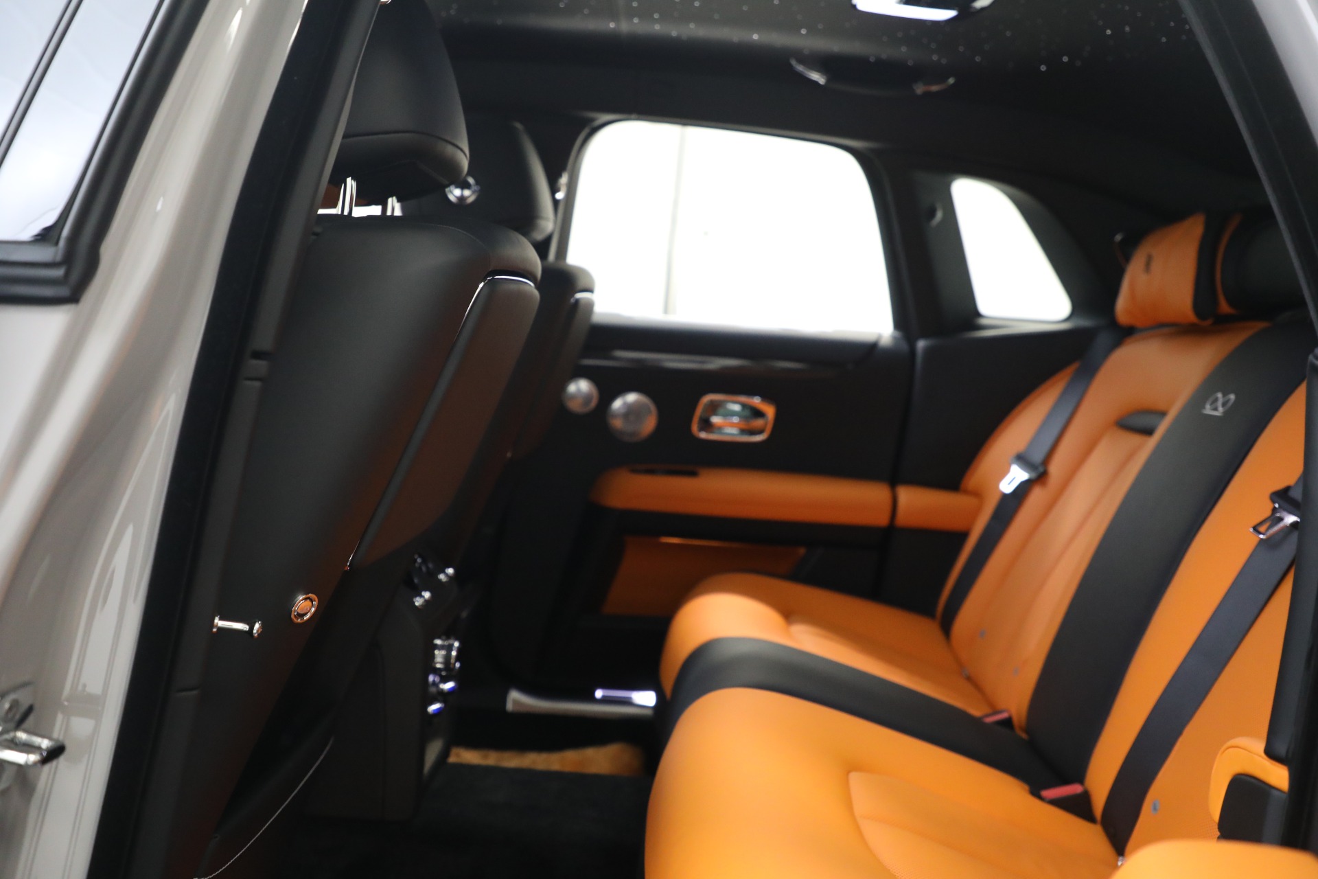 Used-2023-Rolls-Royce-Black-Badge-Ghost