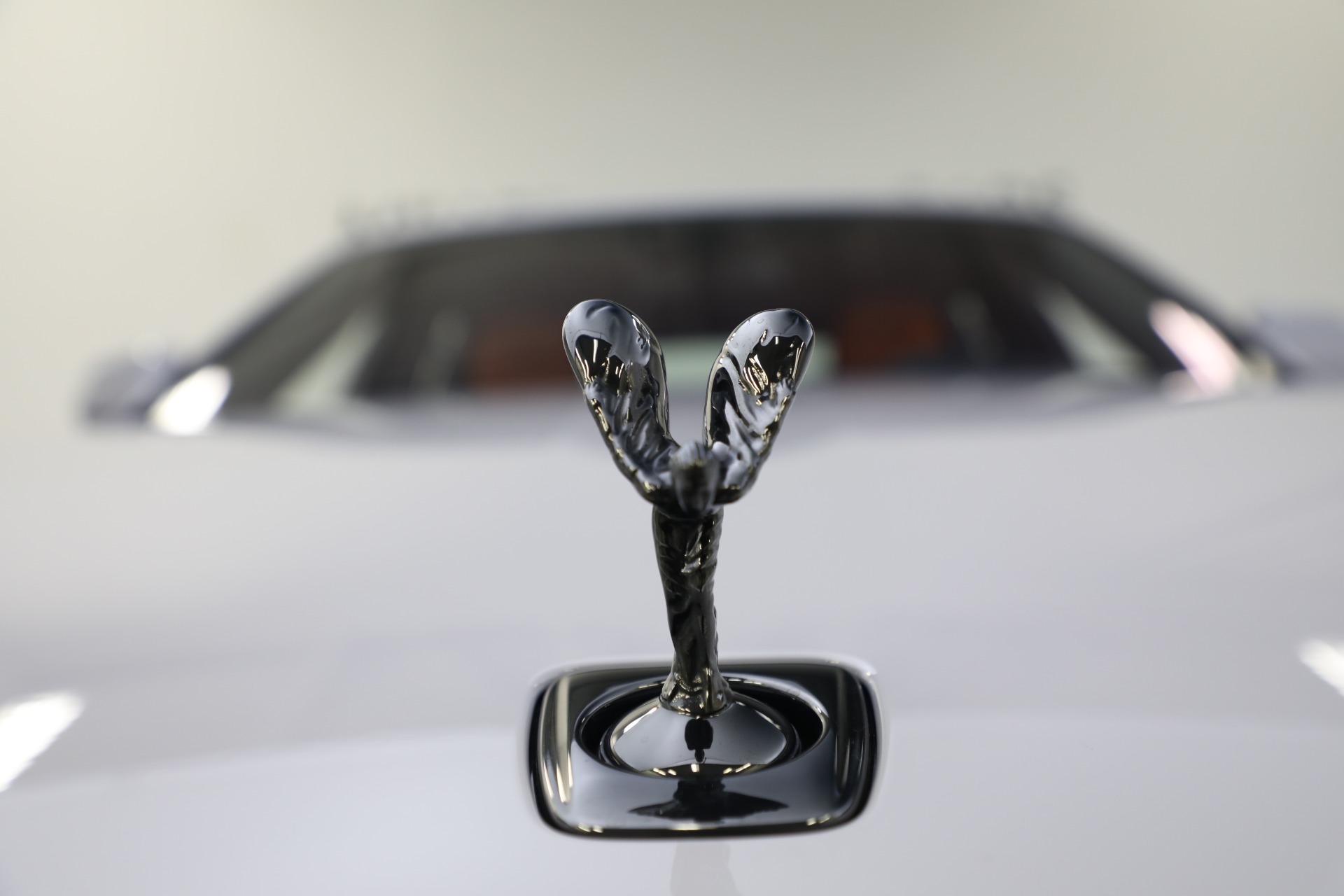 Used-2023-Rolls-Royce-Black-Badge-Ghost