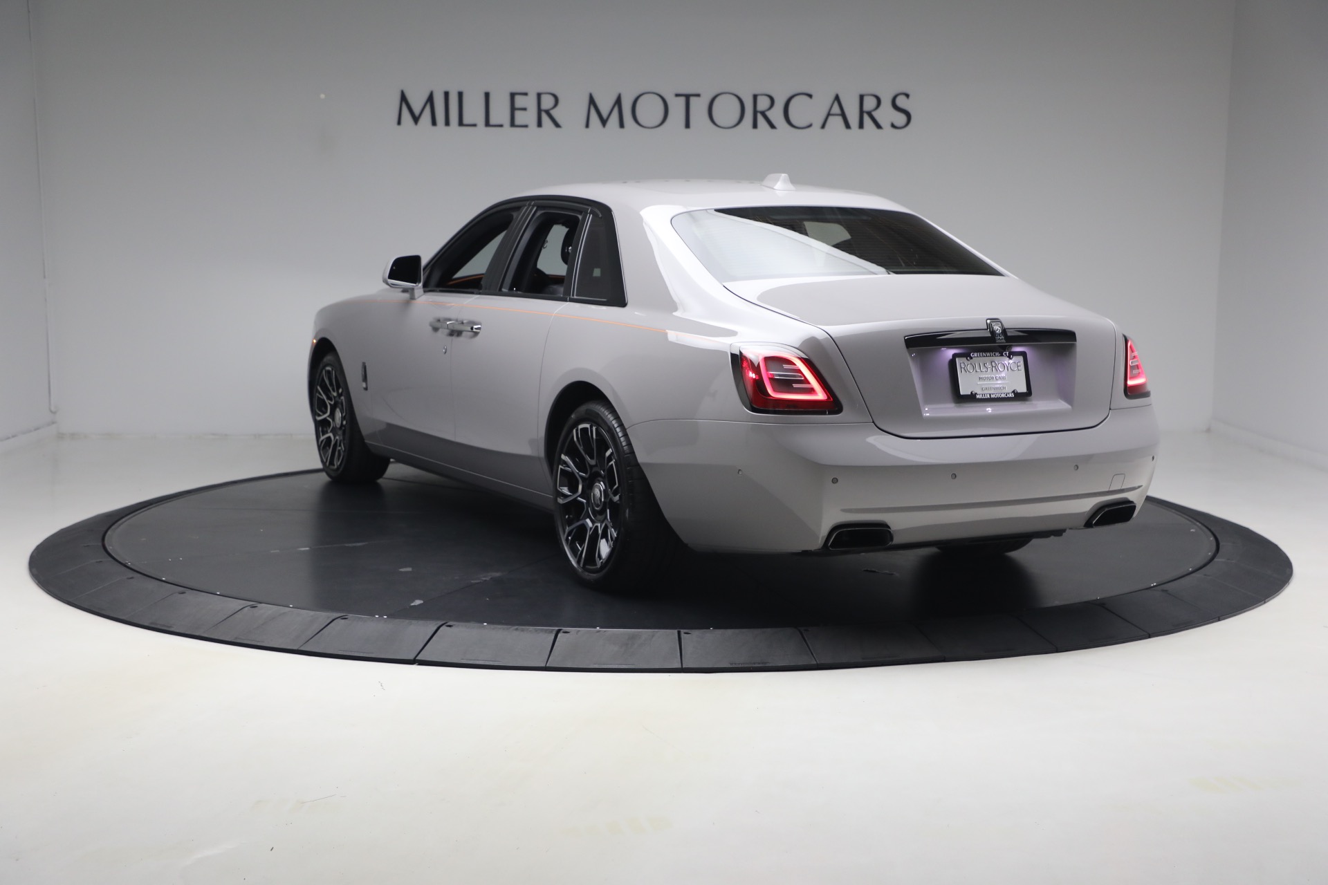 Used-2023-Rolls-Royce-Black-Badge-Ghost