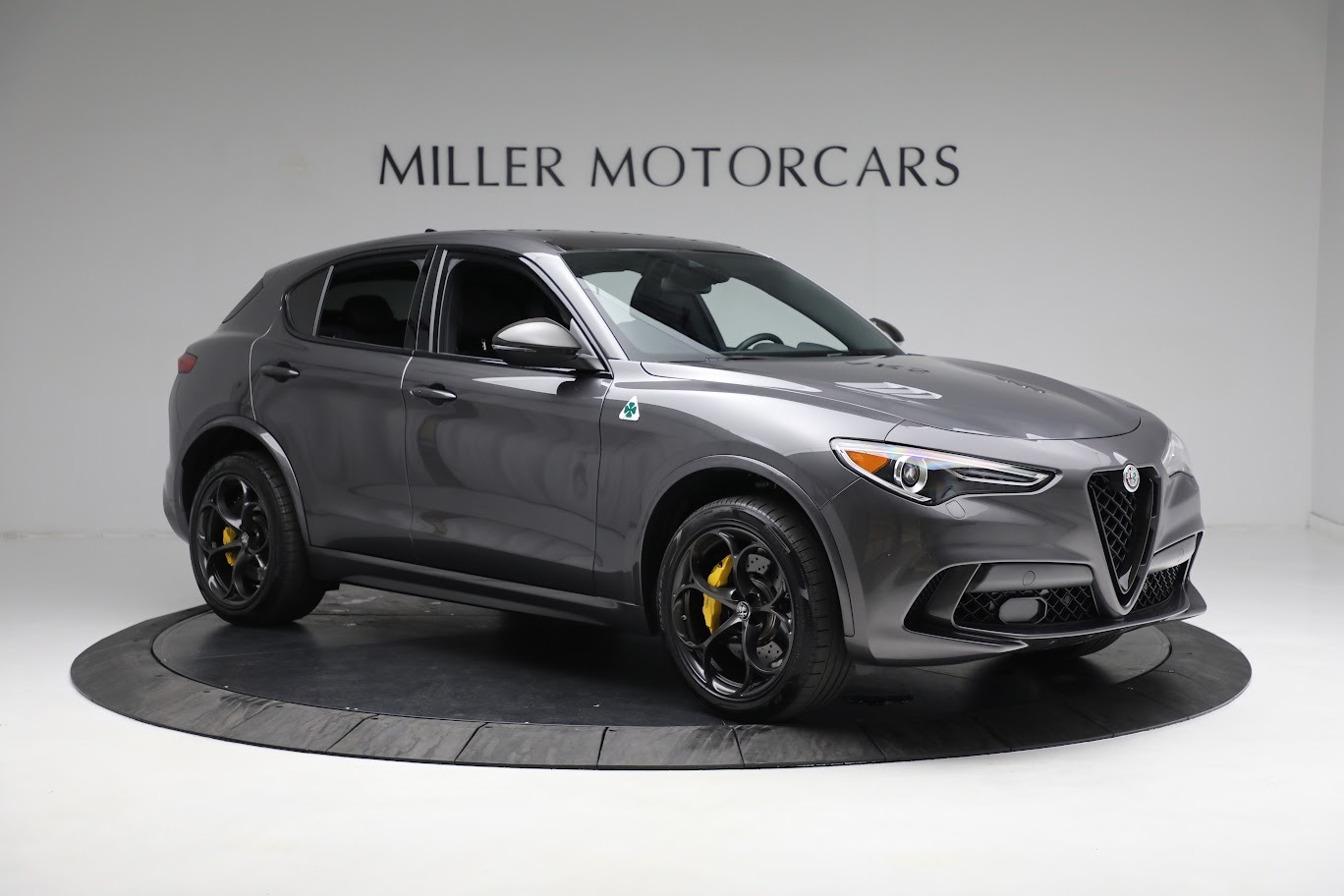 Used-2021-Alfa-Romeo-Stelvio-Quadrifoglio