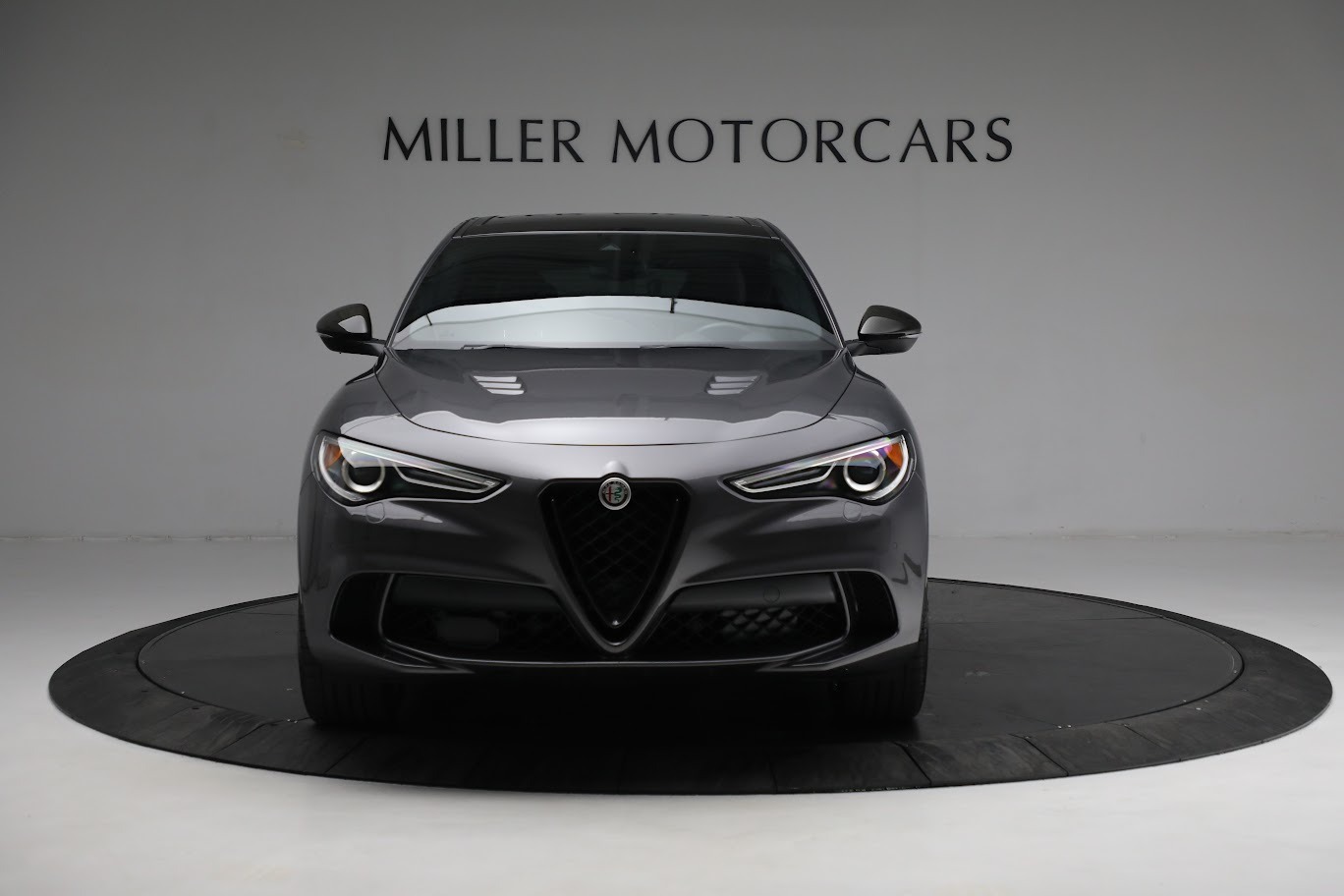 Used-2021-Alfa-Romeo-Stelvio-Quadrifoglio