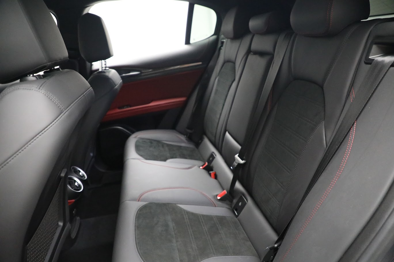 Used-2021-Alfa-Romeo-Stelvio-Quadrifoglio