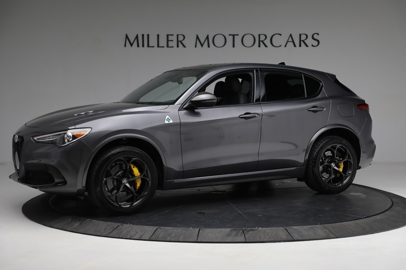 Used-2021-Alfa-Romeo-Stelvio-Quadrifoglio