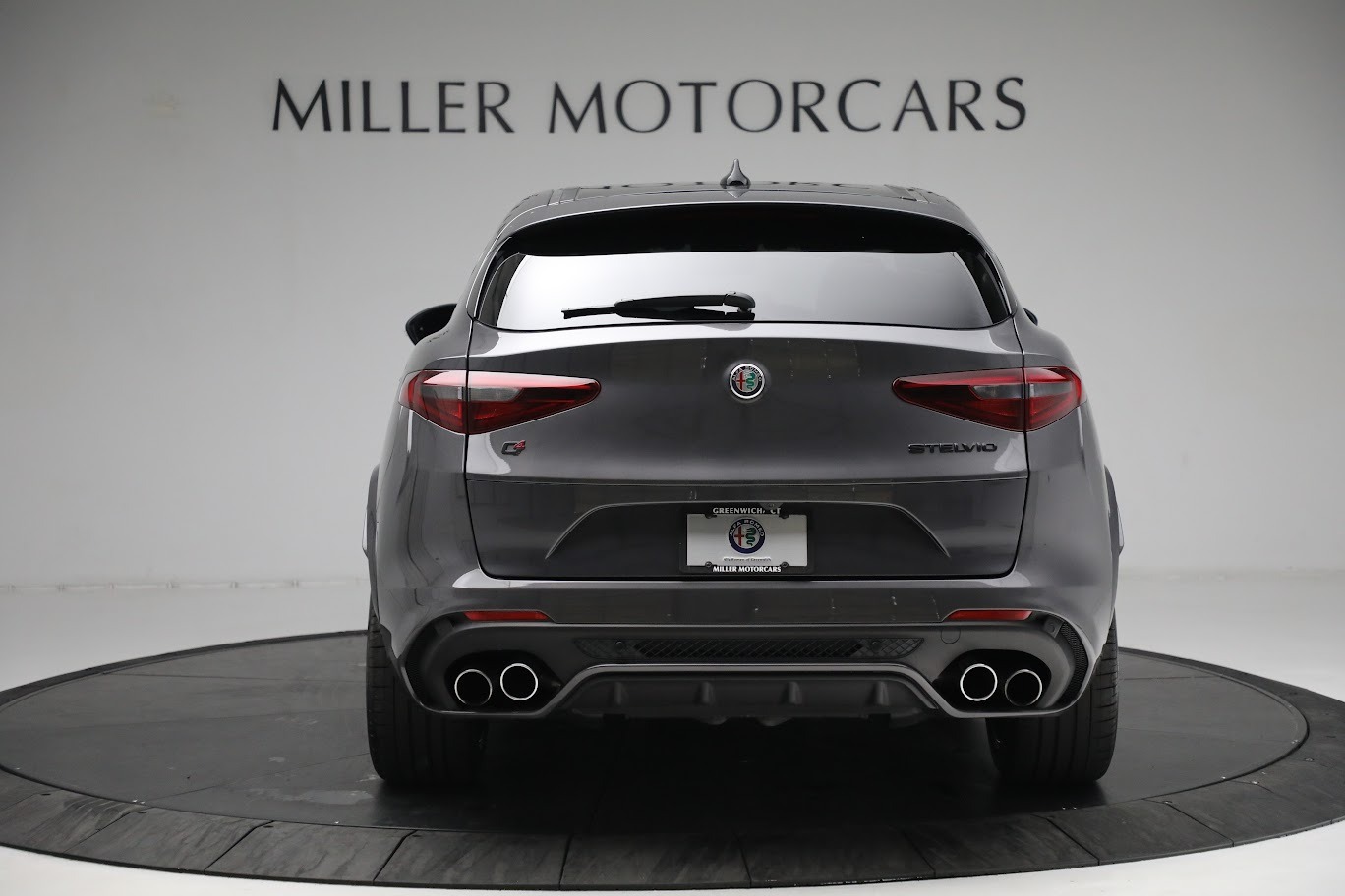 Used-2021-Alfa-Romeo-Stelvio-Quadrifoglio