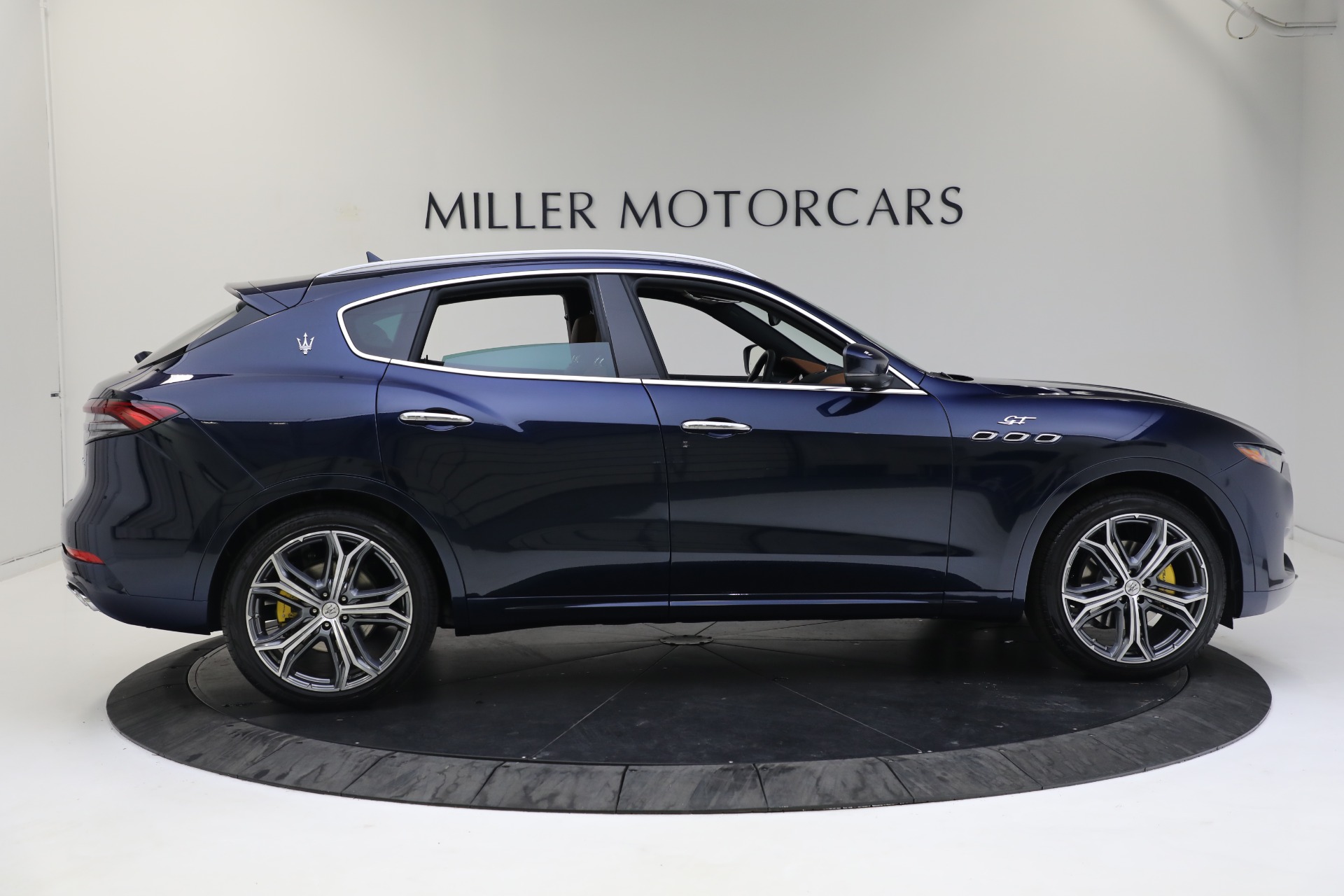 New-2023-Maserati-Levante-GT