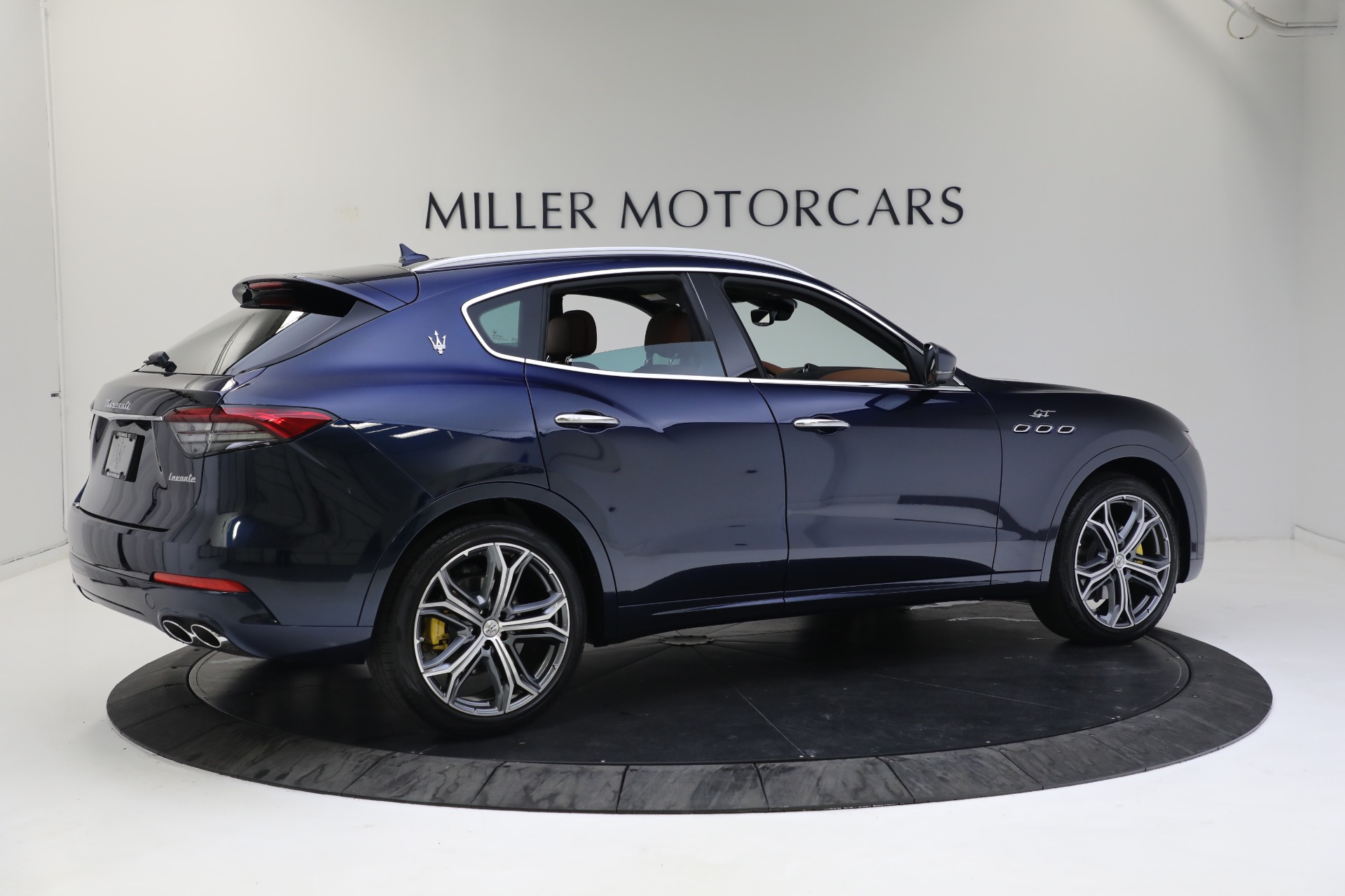 New-2023-Maserati-Levante-GT