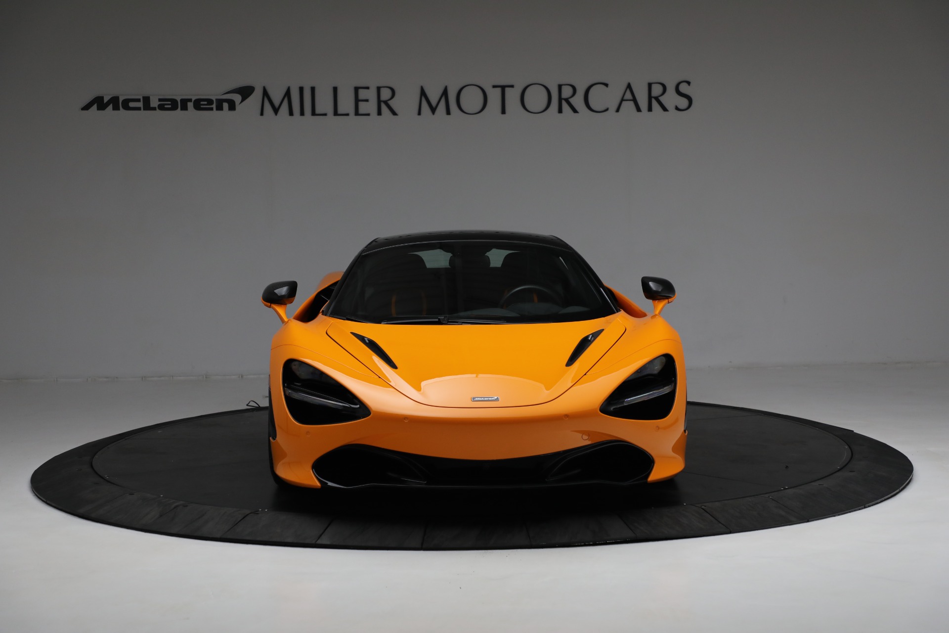 New-2022-McLaren-720S-Spider-Performance