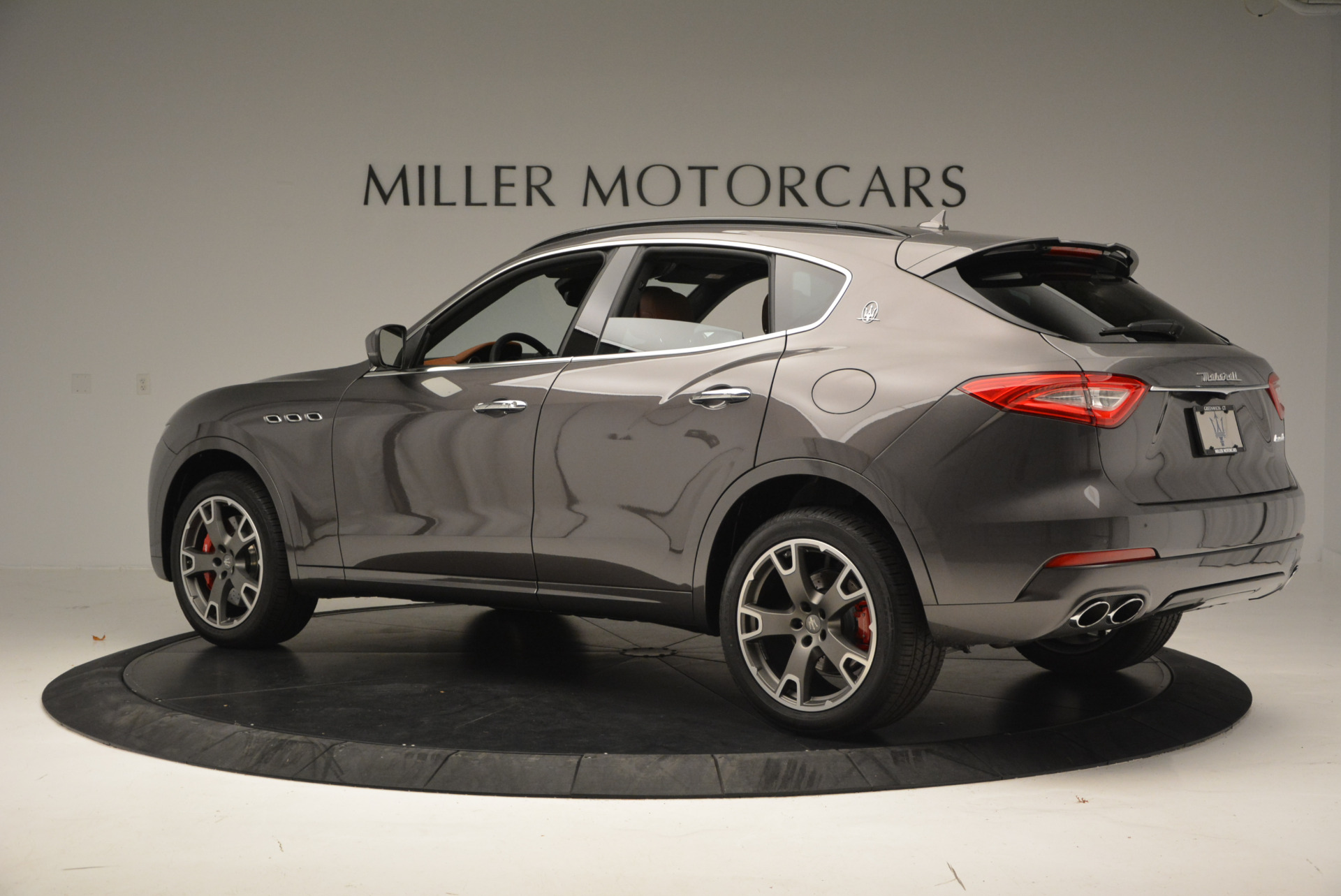 New-2017-Maserati-Levante-S