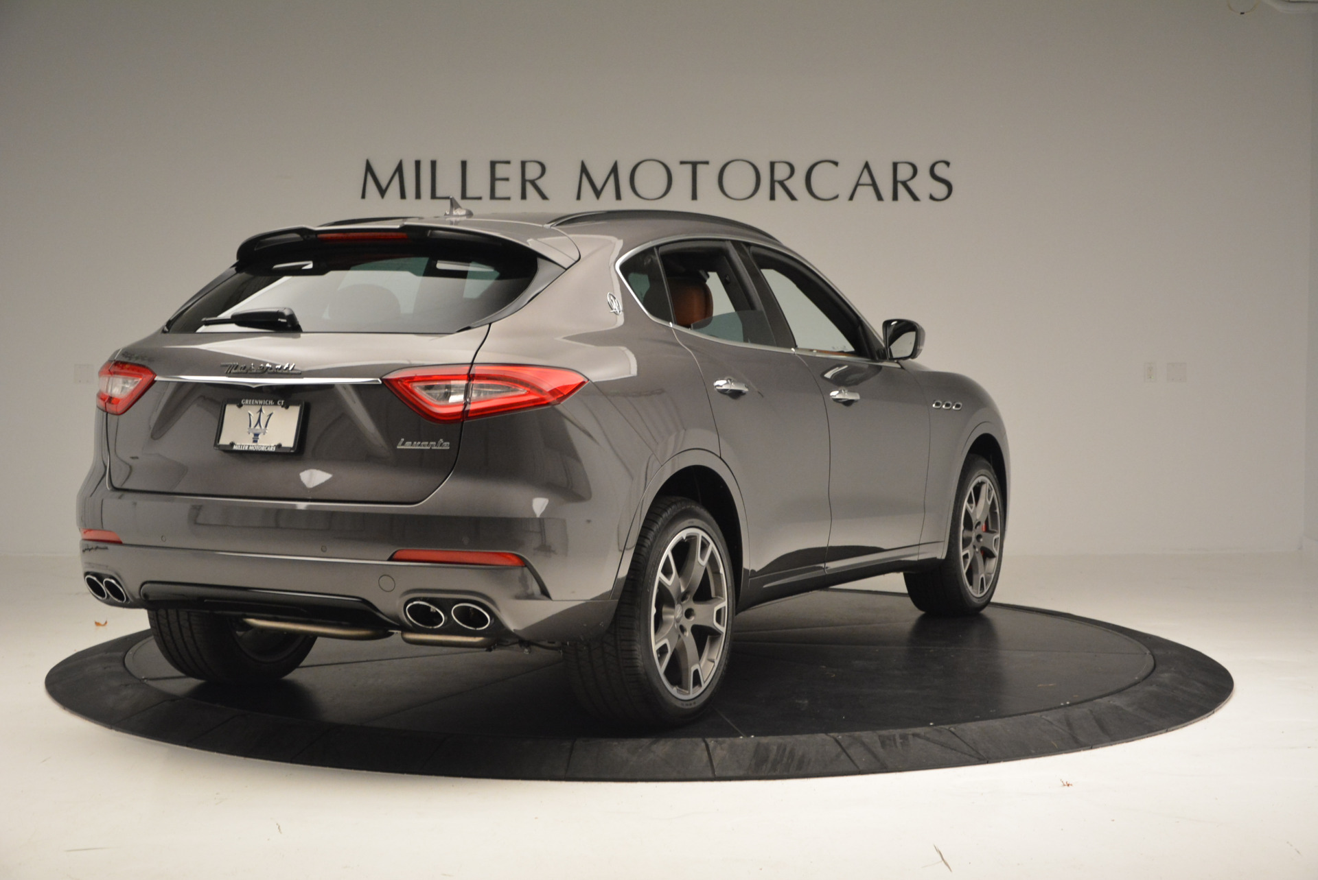 New-2017-Maserati-Levante-S