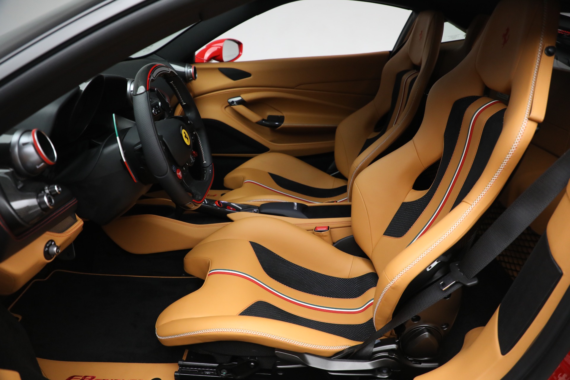 Used-2021-Ferrari-F8-Tributo