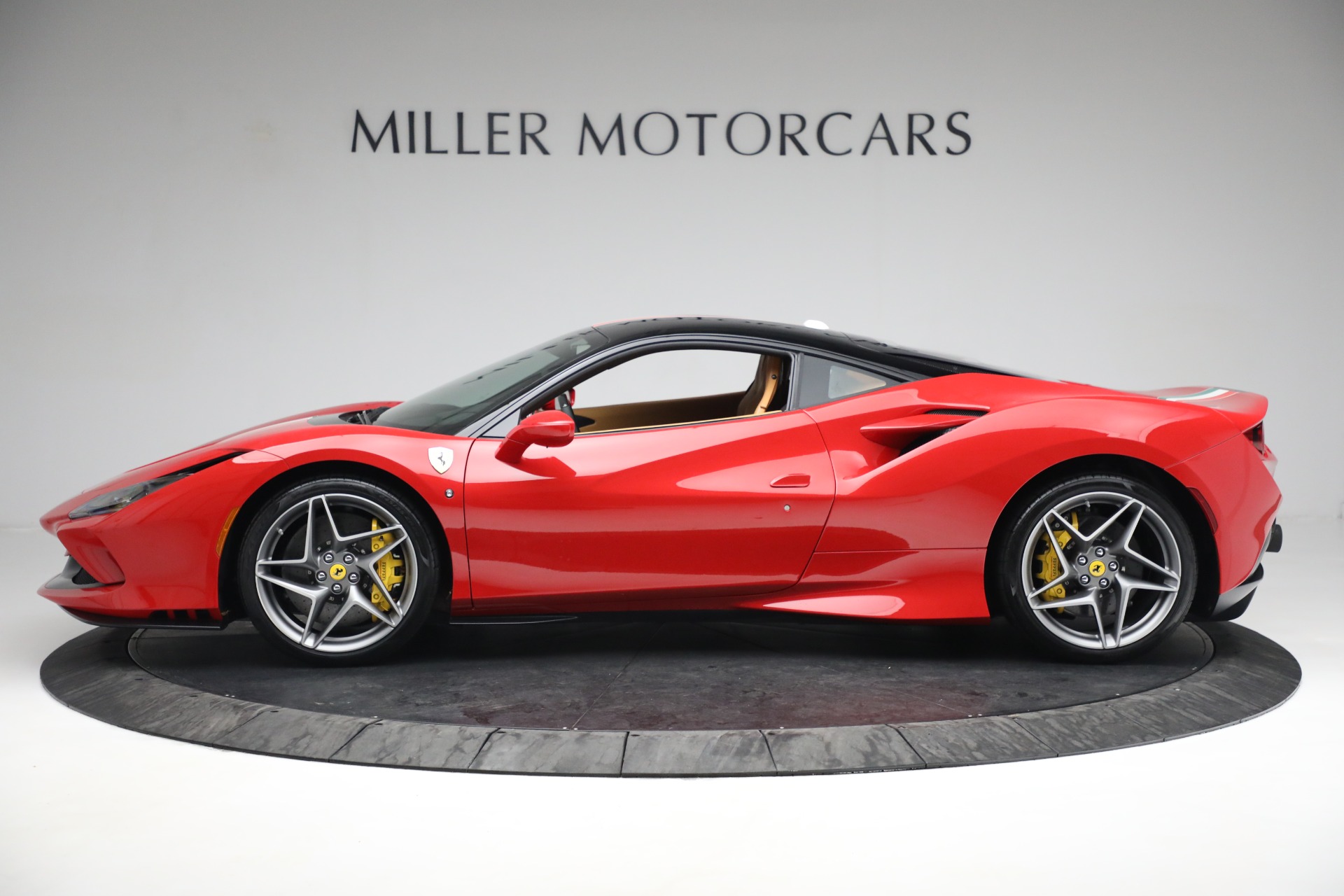Used-2021-Ferrari-F8-Tributo