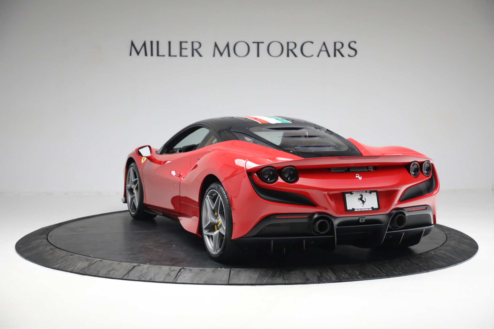 Used-2021-Ferrari-F8-Tributo