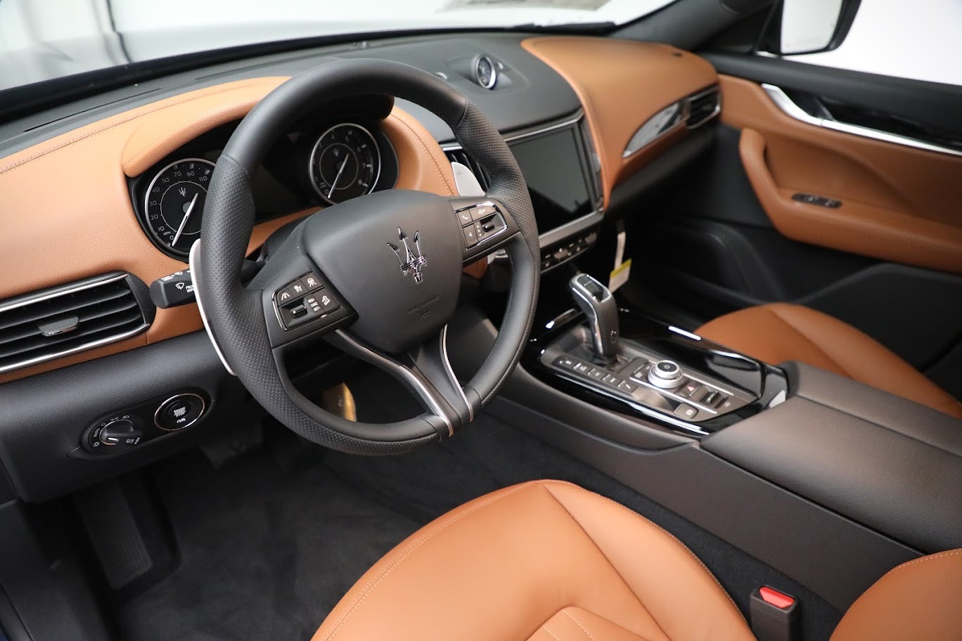 New-2023-Maserati-Levante-GT