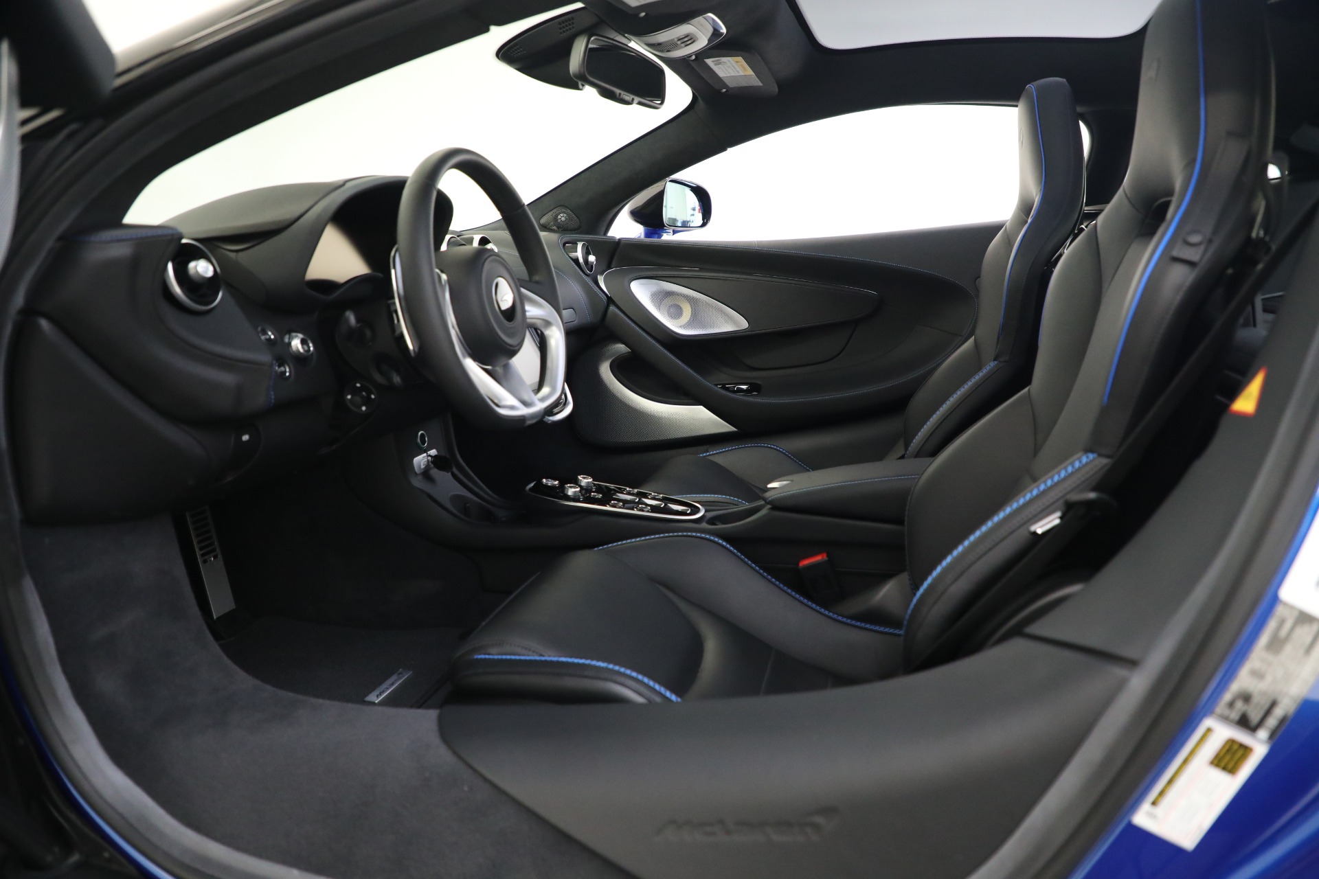Used-2023-McLaren-GT-Luxe