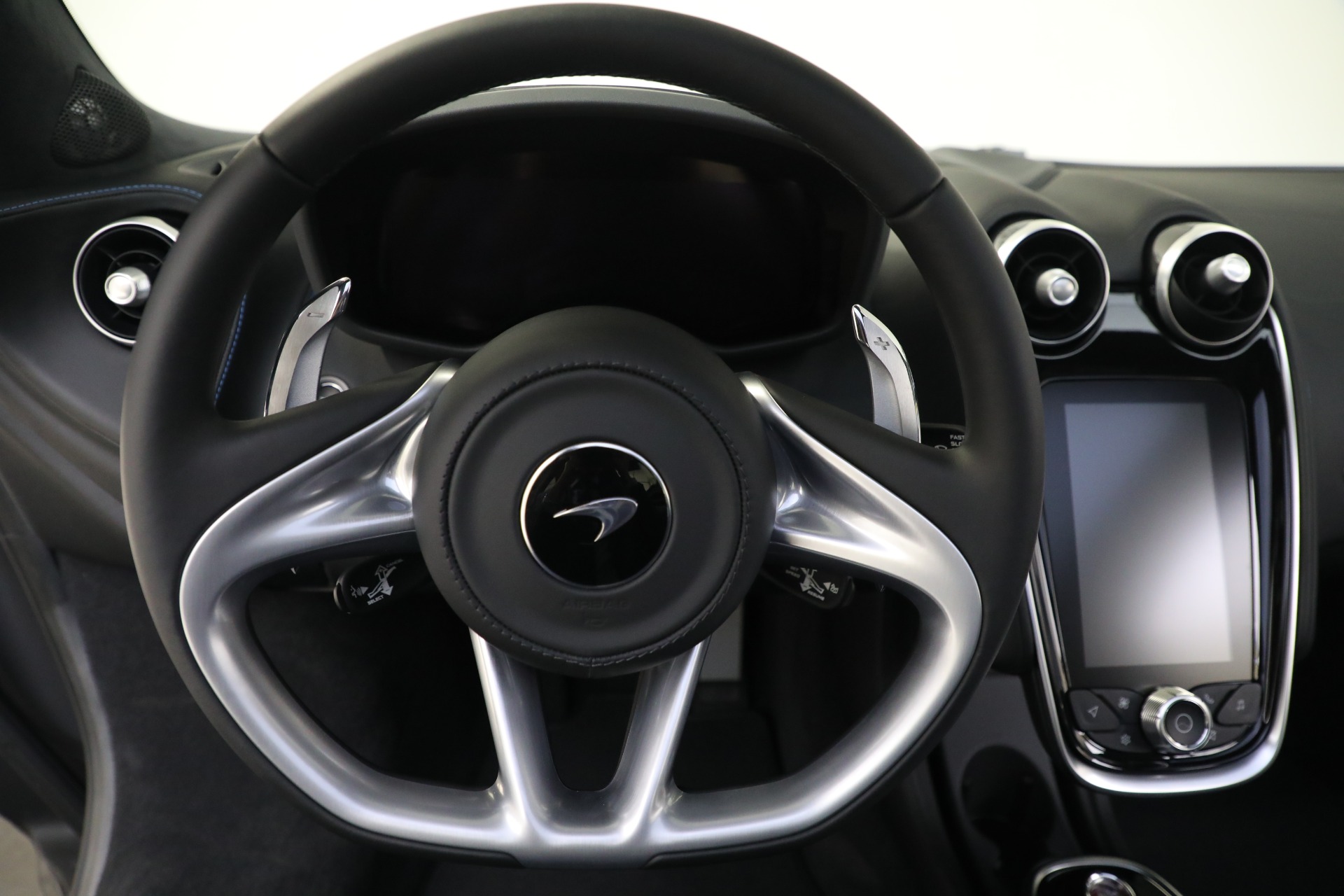 Used-2023-McLaren-GT-Luxe