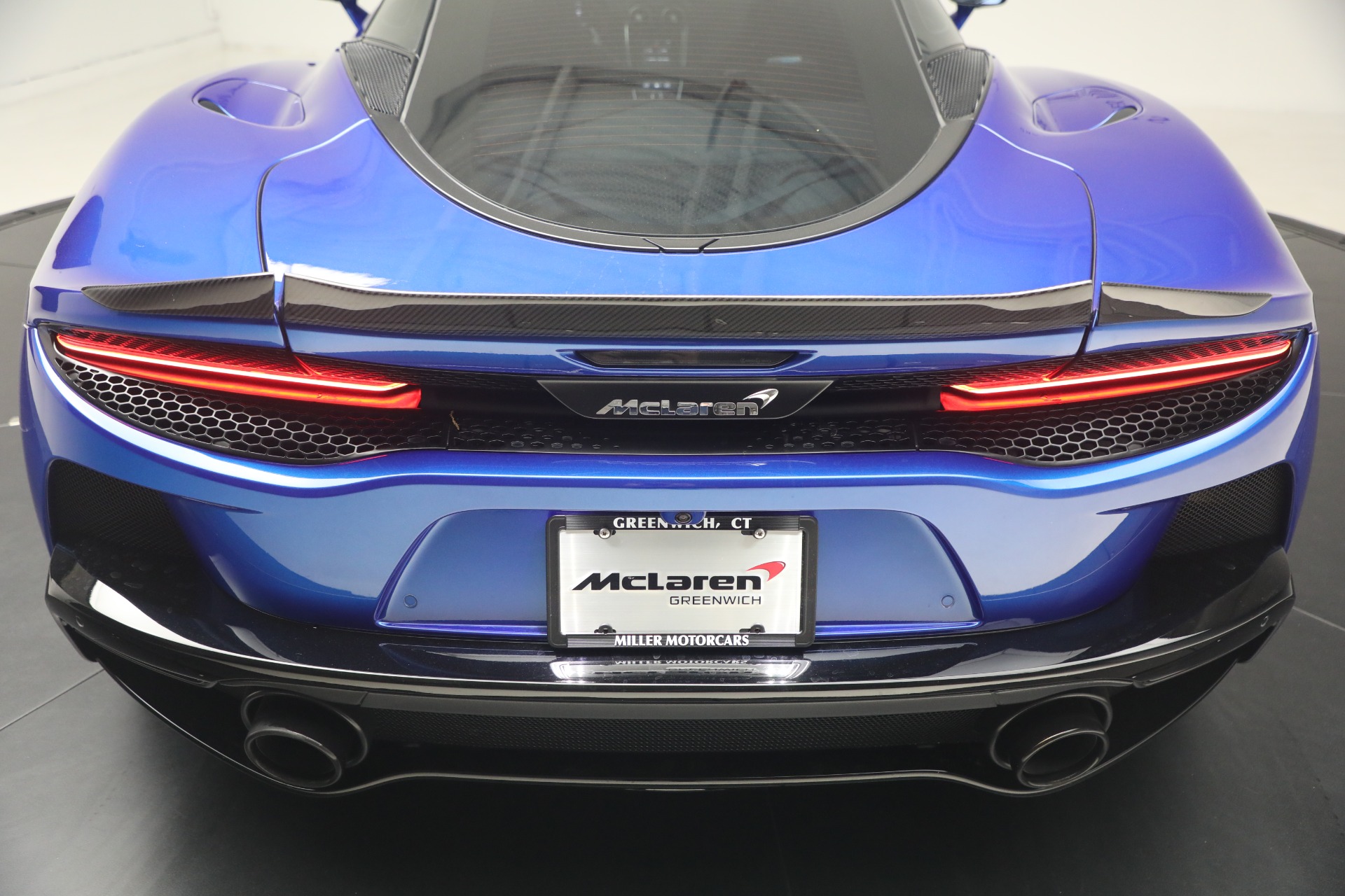 Used-2023-McLaren-GT-Luxe
