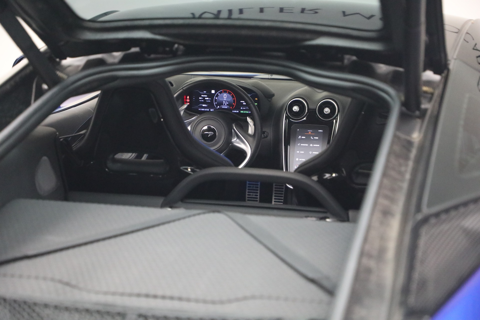 Used-2023-McLaren-GT-Luxe