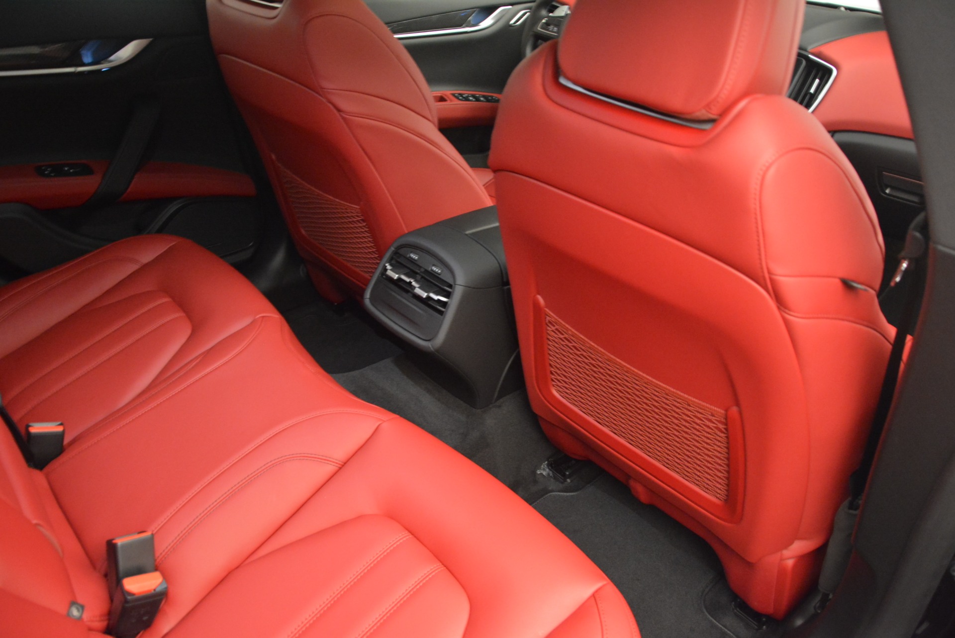 New-2017-Maserati-Ghibli-S-Q4