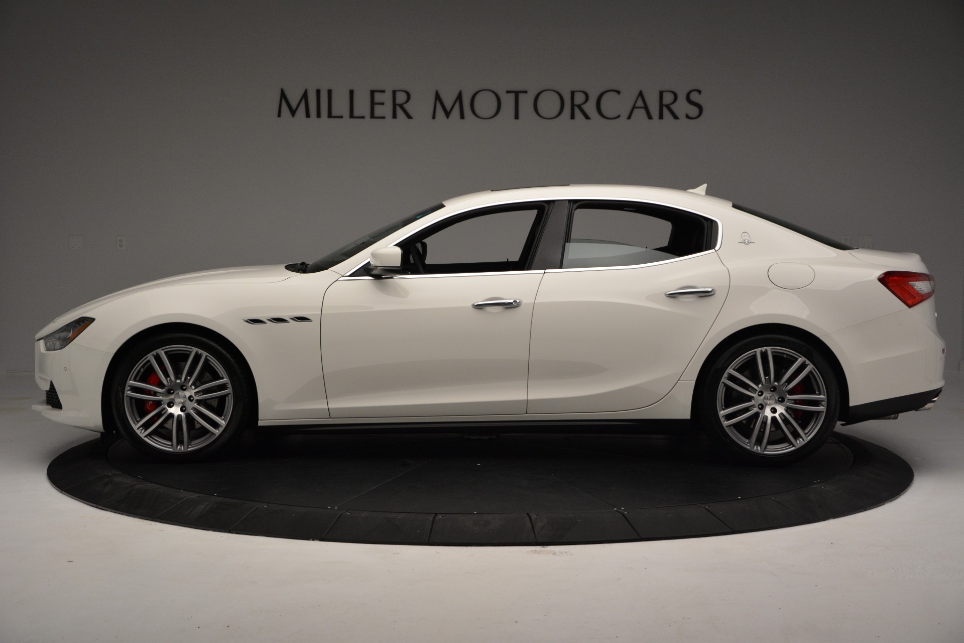 New-2017-Maserati-Ghibli-S-Q4