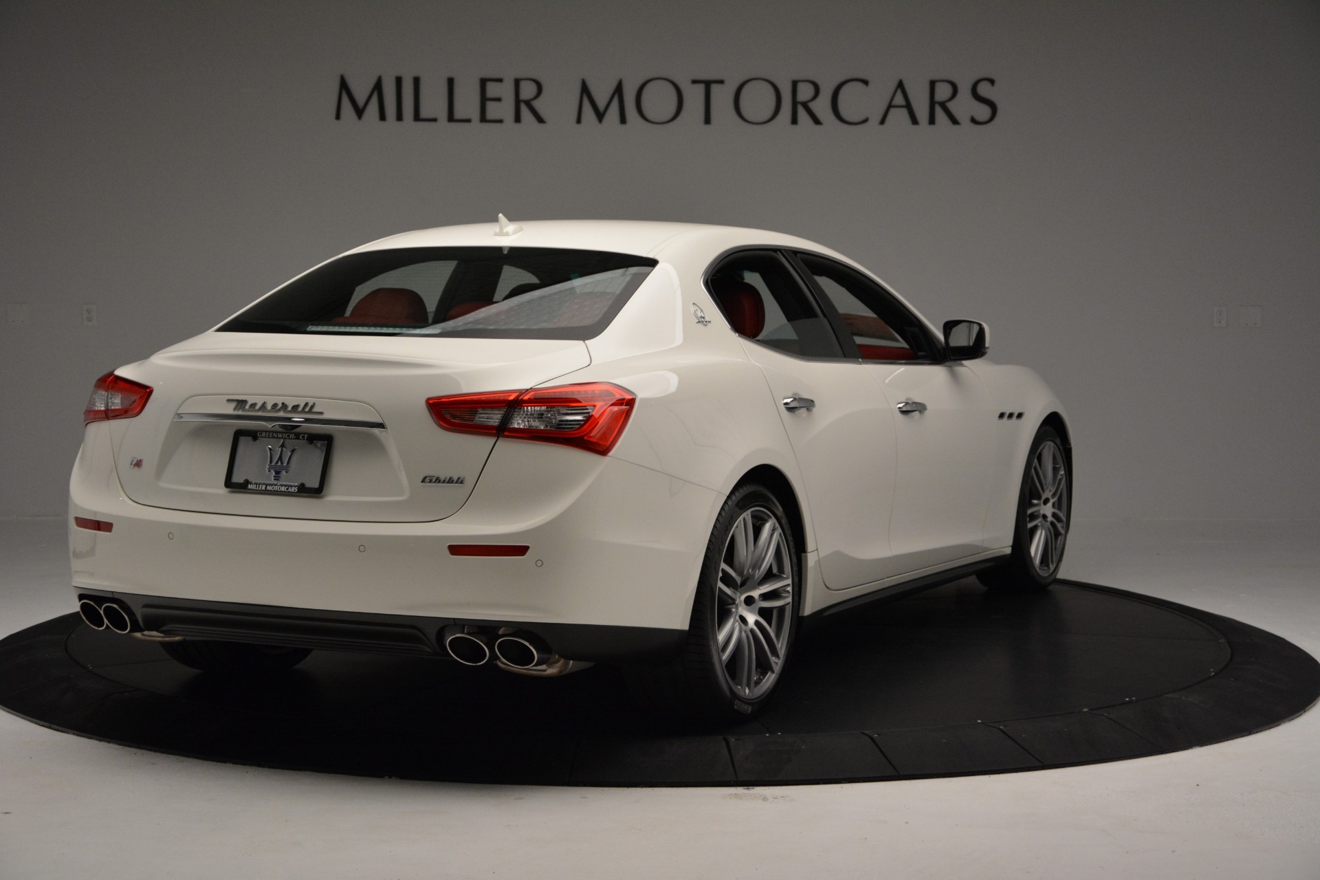 New-2017-Maserati-Ghibli-S-Q4