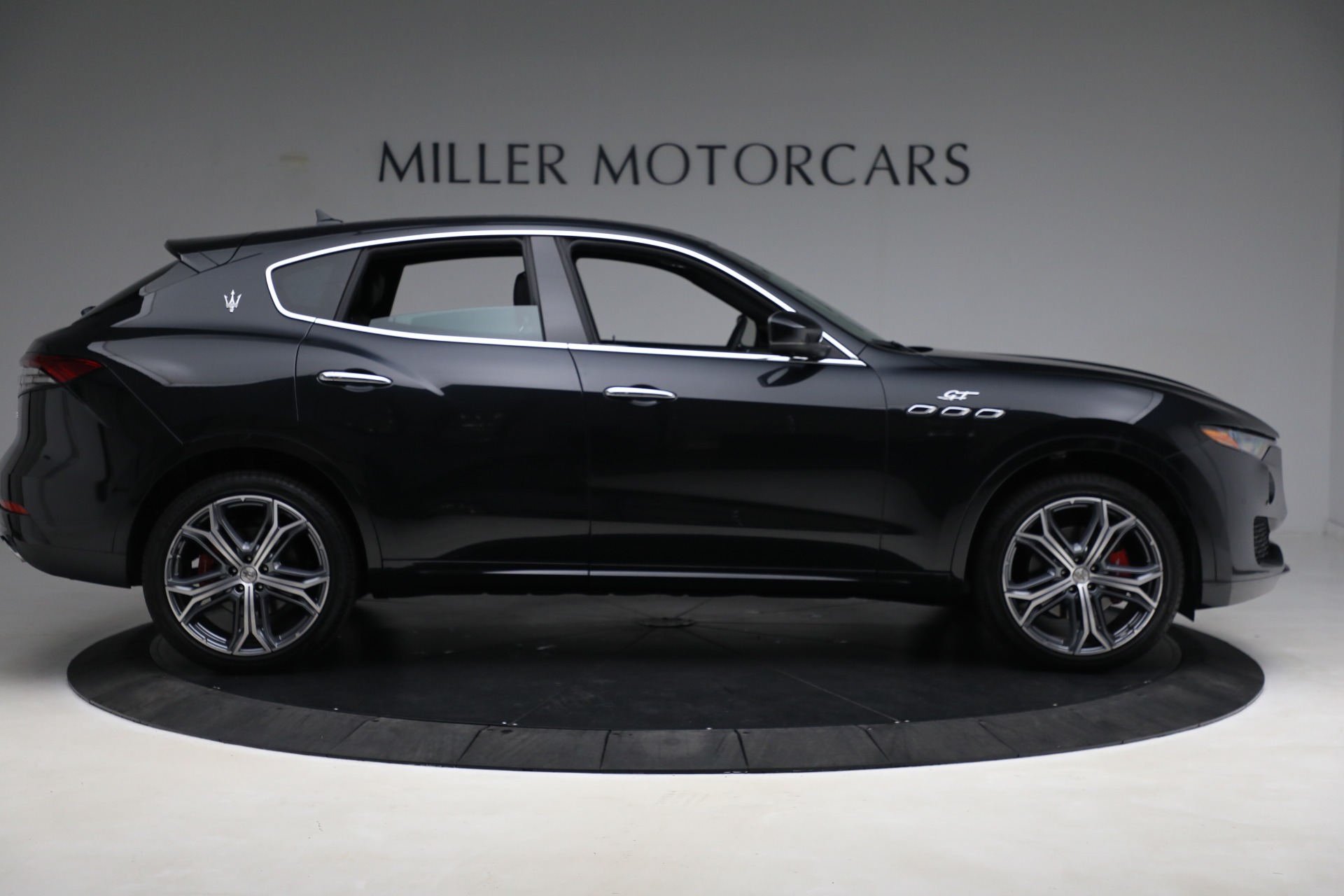 New-2023-Maserati-Levante-GT