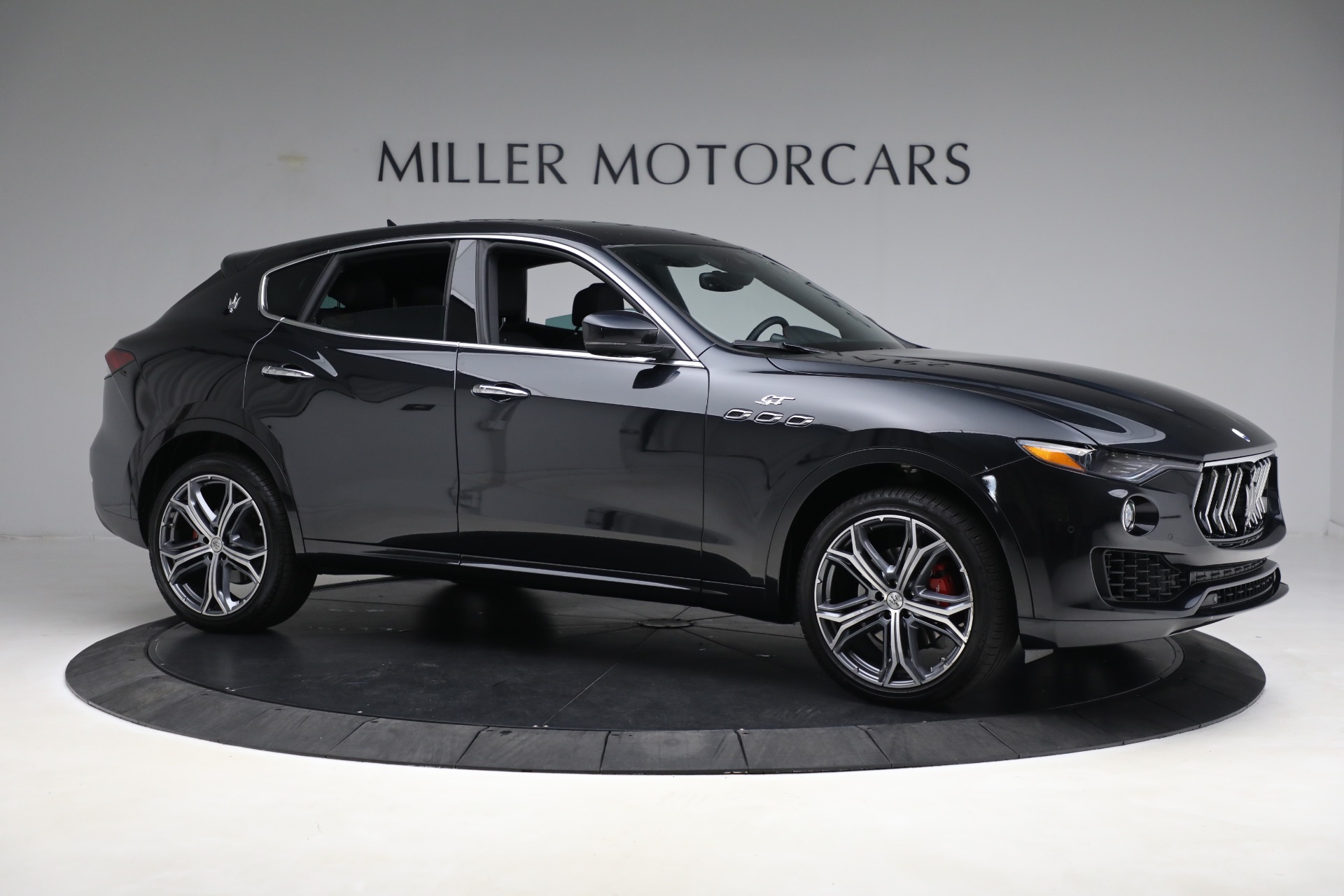 New-2023-Maserati-Levante-GT